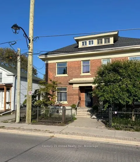 324 George Street #2