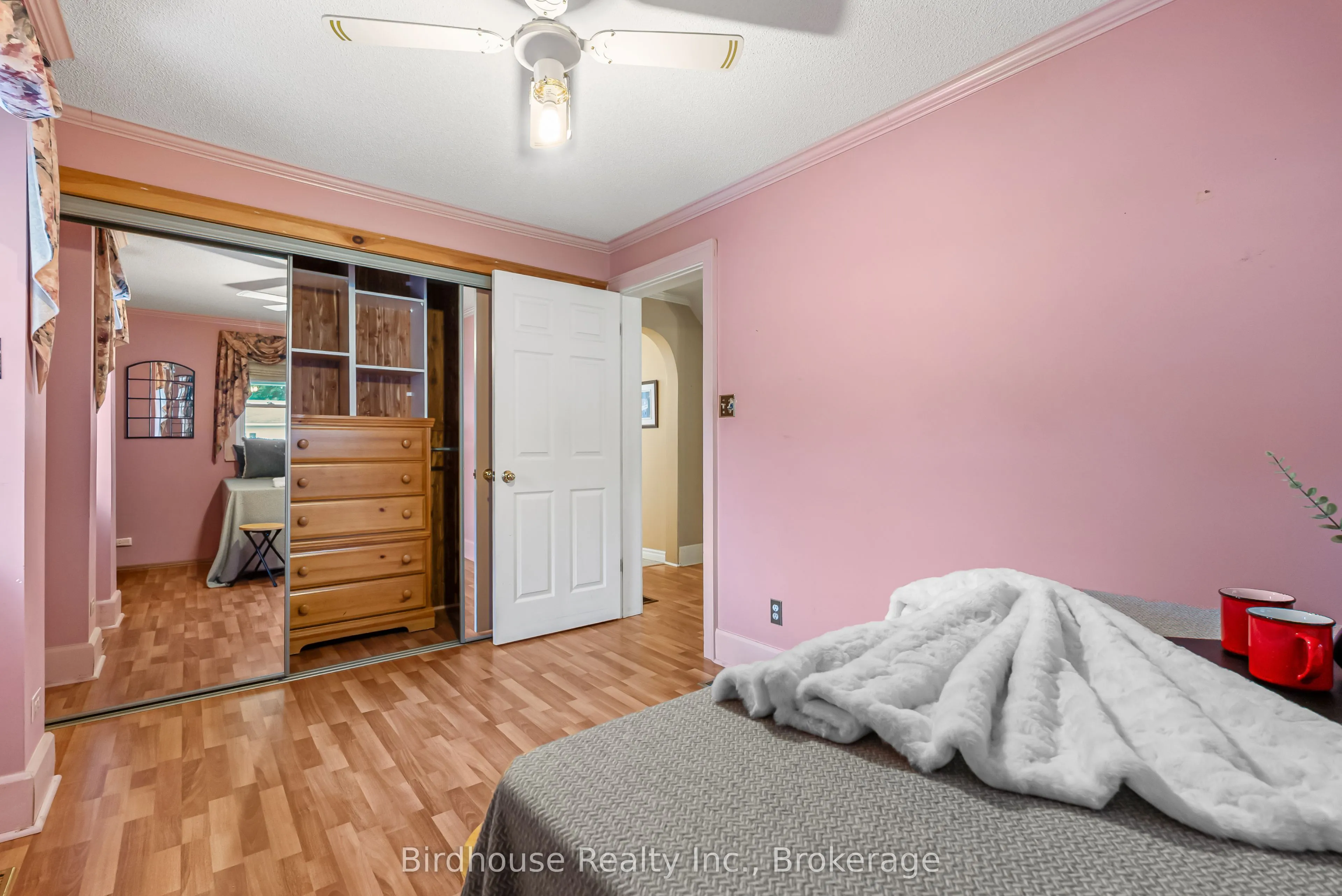 147 East Street N