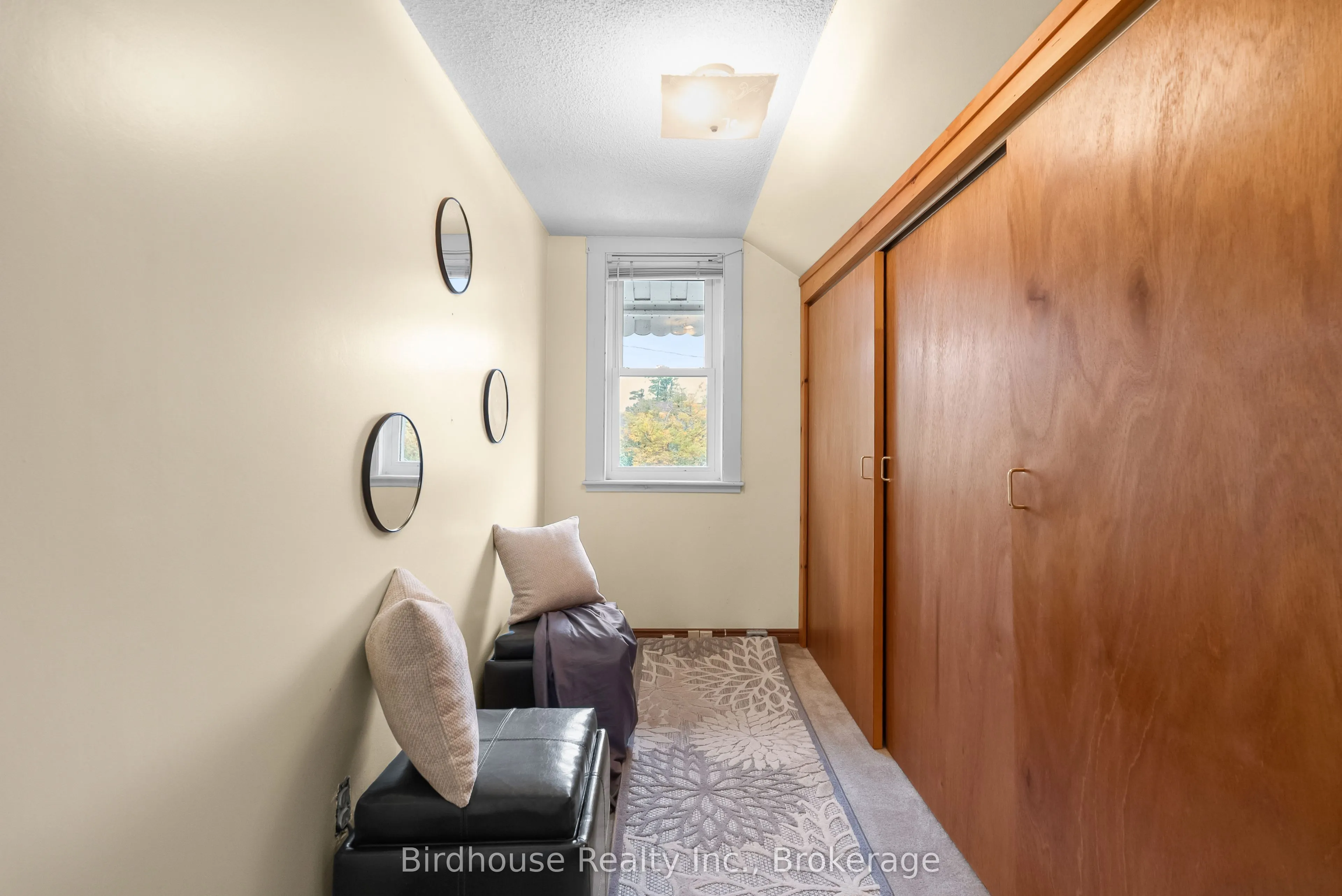 147 East Street N