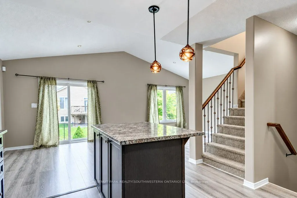 1651 Crimson Crescent