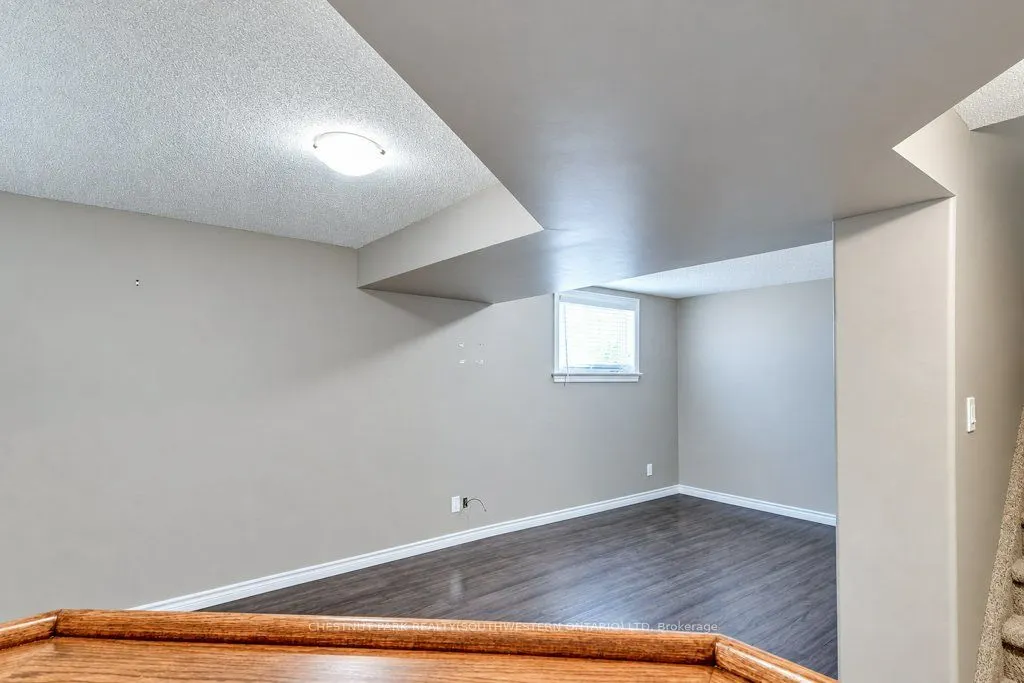 1651 Crimson Crescent