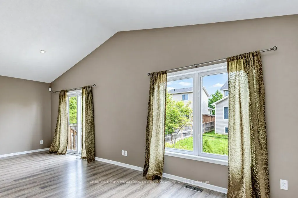1651 Crimson Crescent