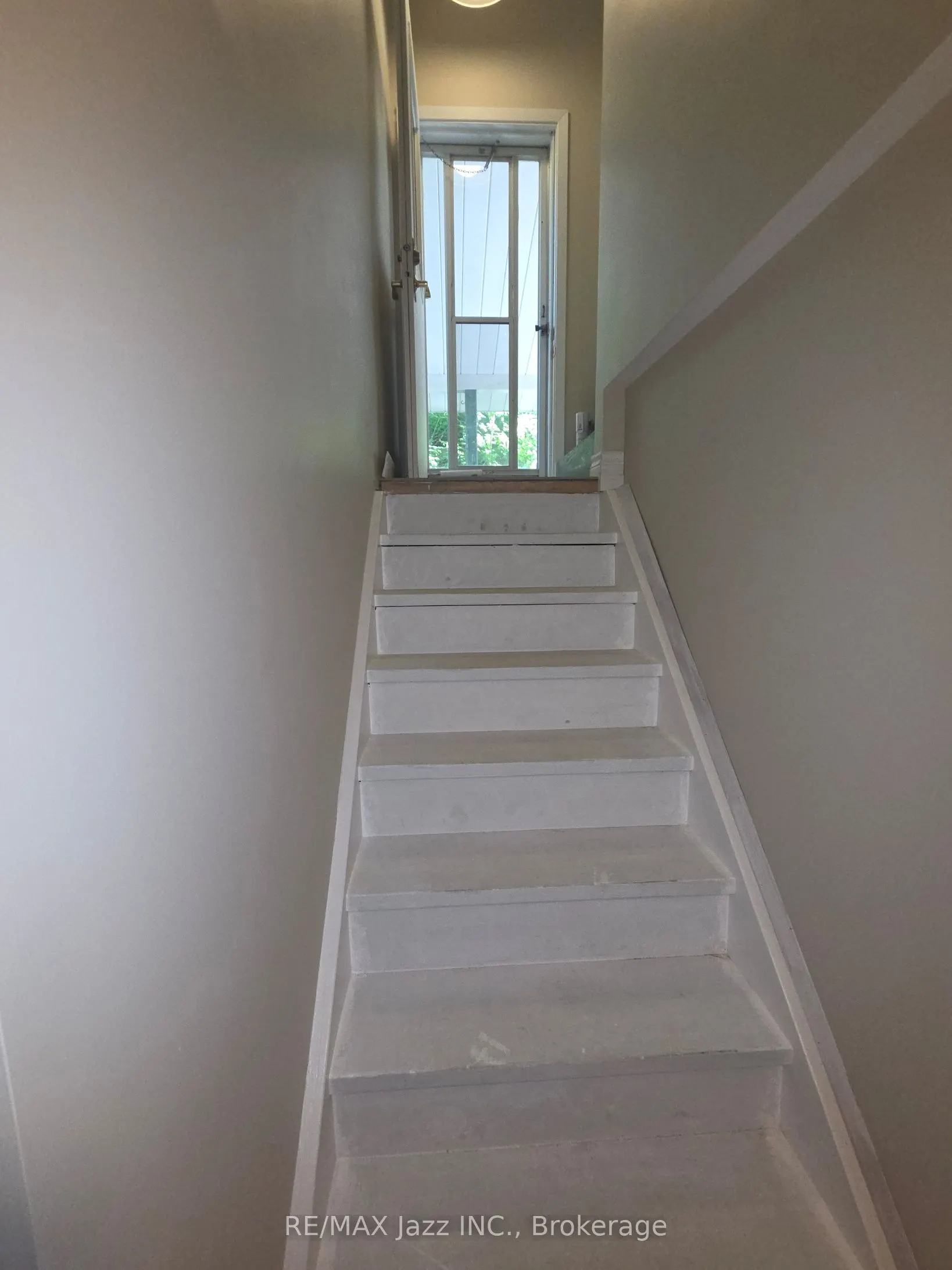 624 Stewart Street #B