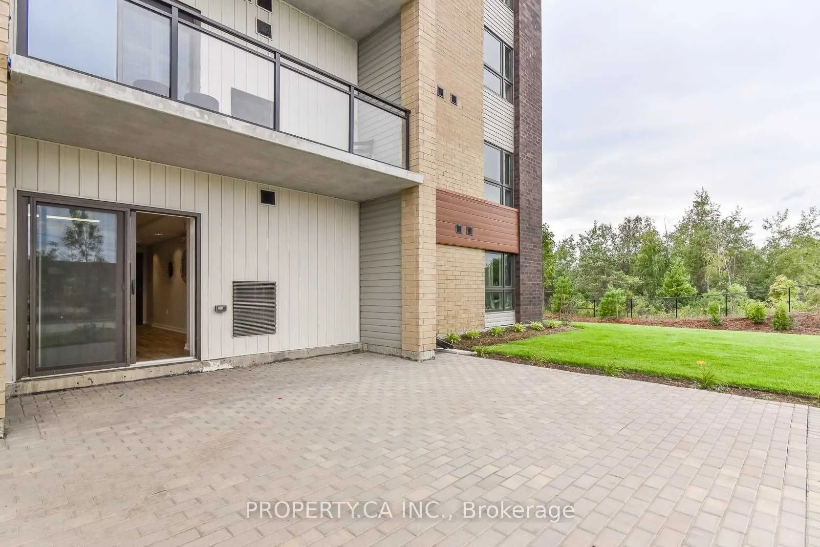25 Kay Crescent #301