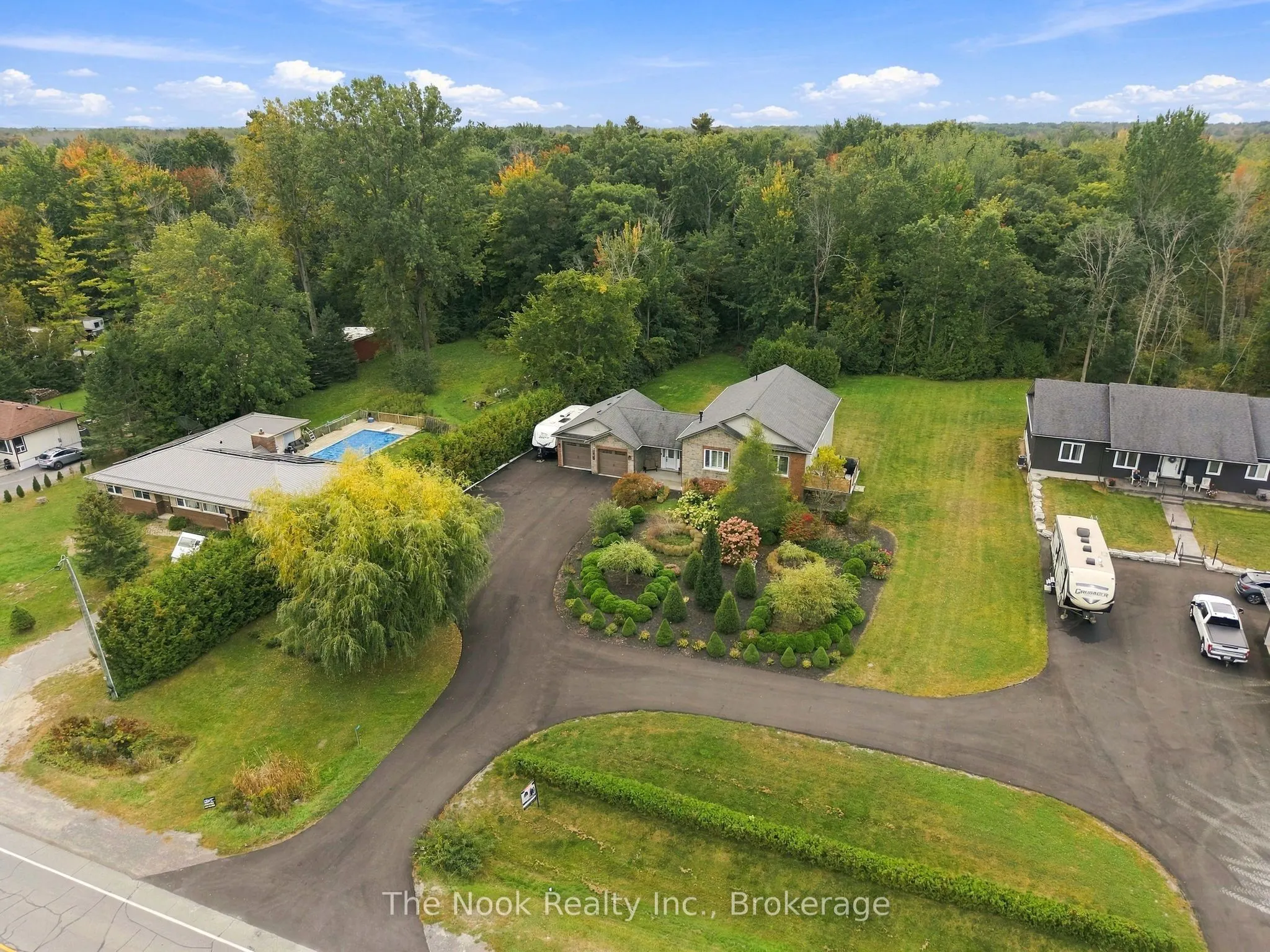21611 Loyalist Parkway
