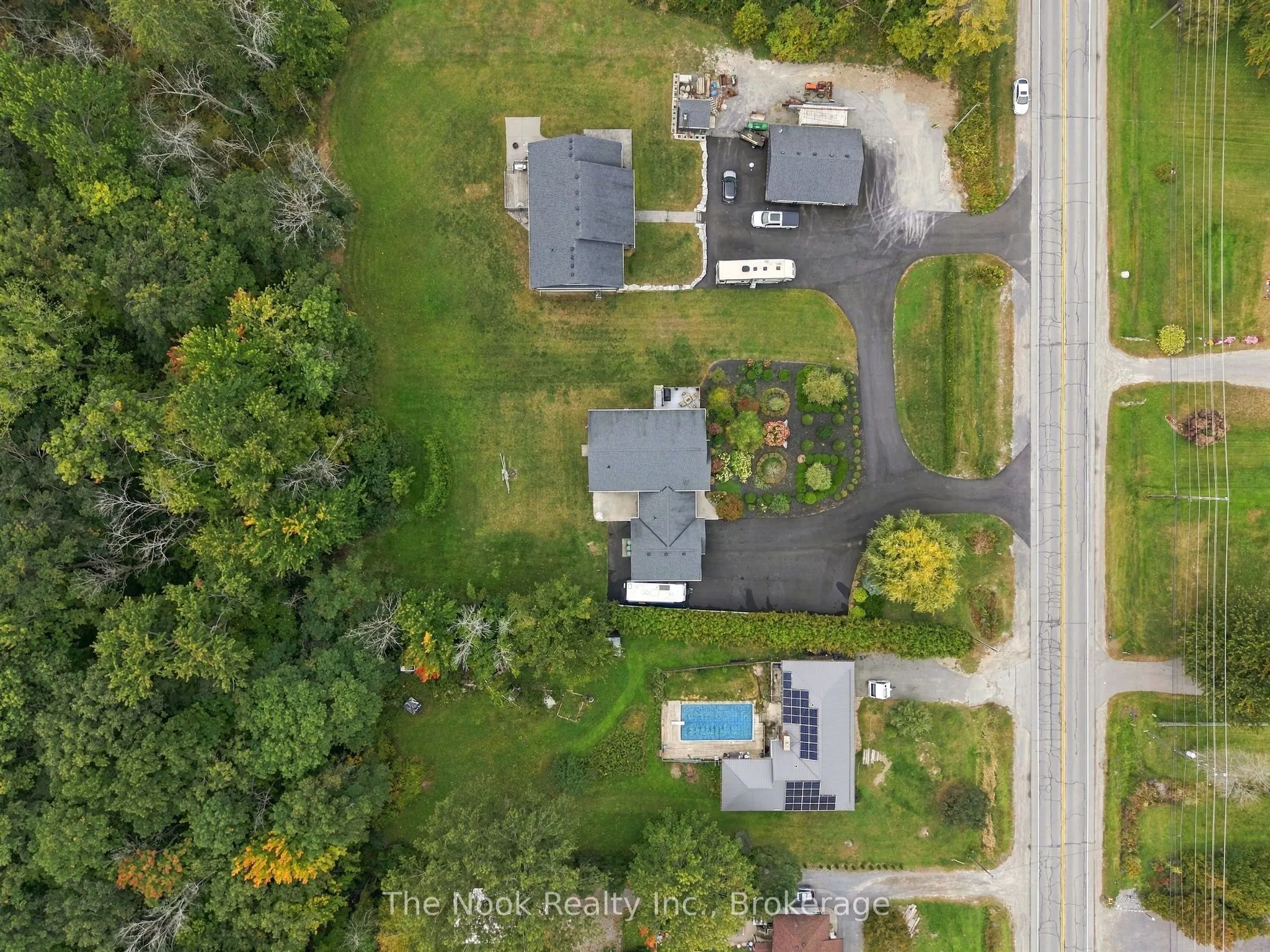 21611 Loyalist Parkway