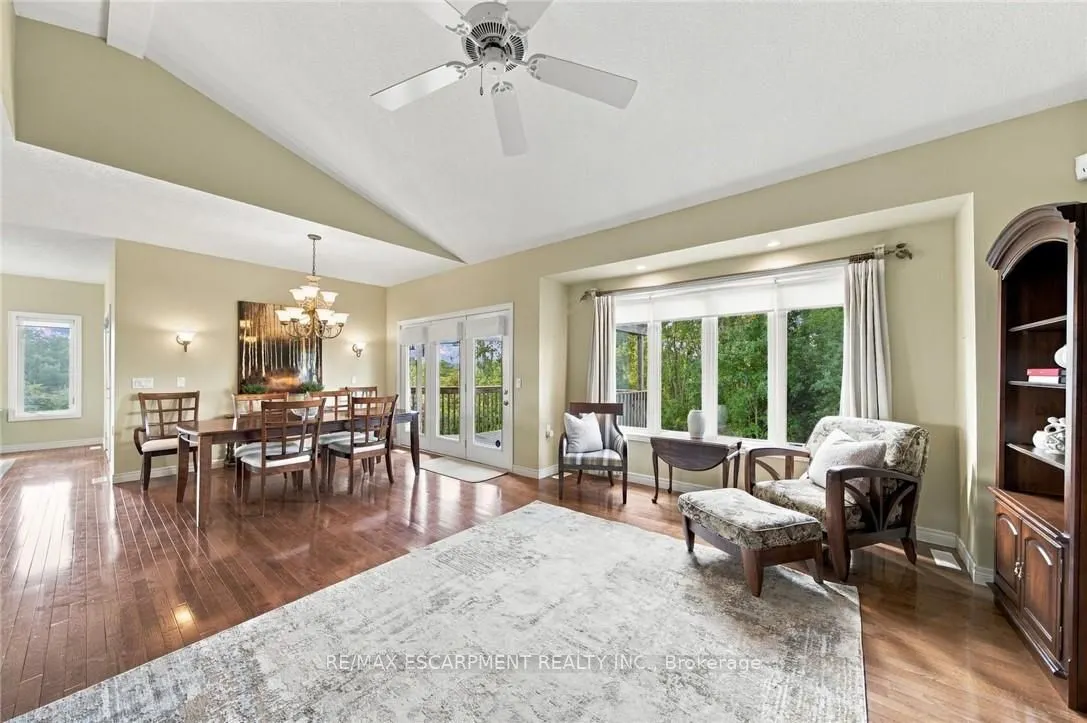 500 Lakeview Drive #9
