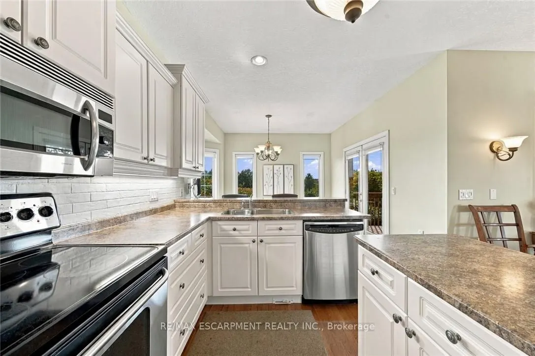 500 Lakeview Drive #9