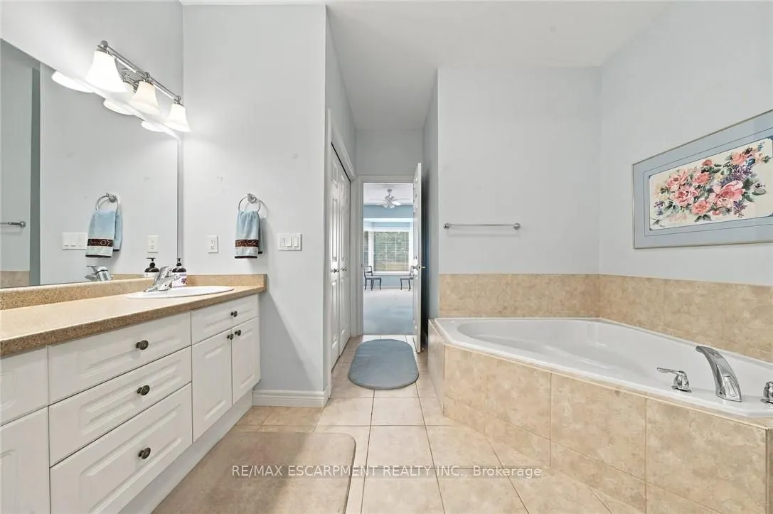 500 Lakeview Drive #9