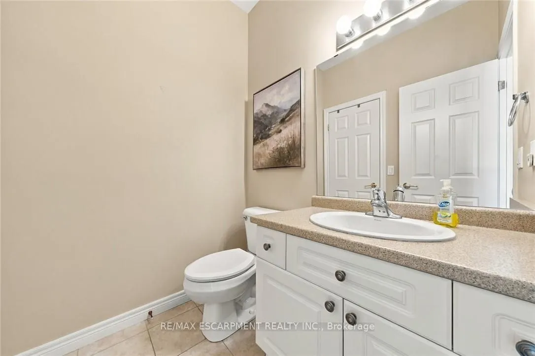 500 Lakeview Drive #9