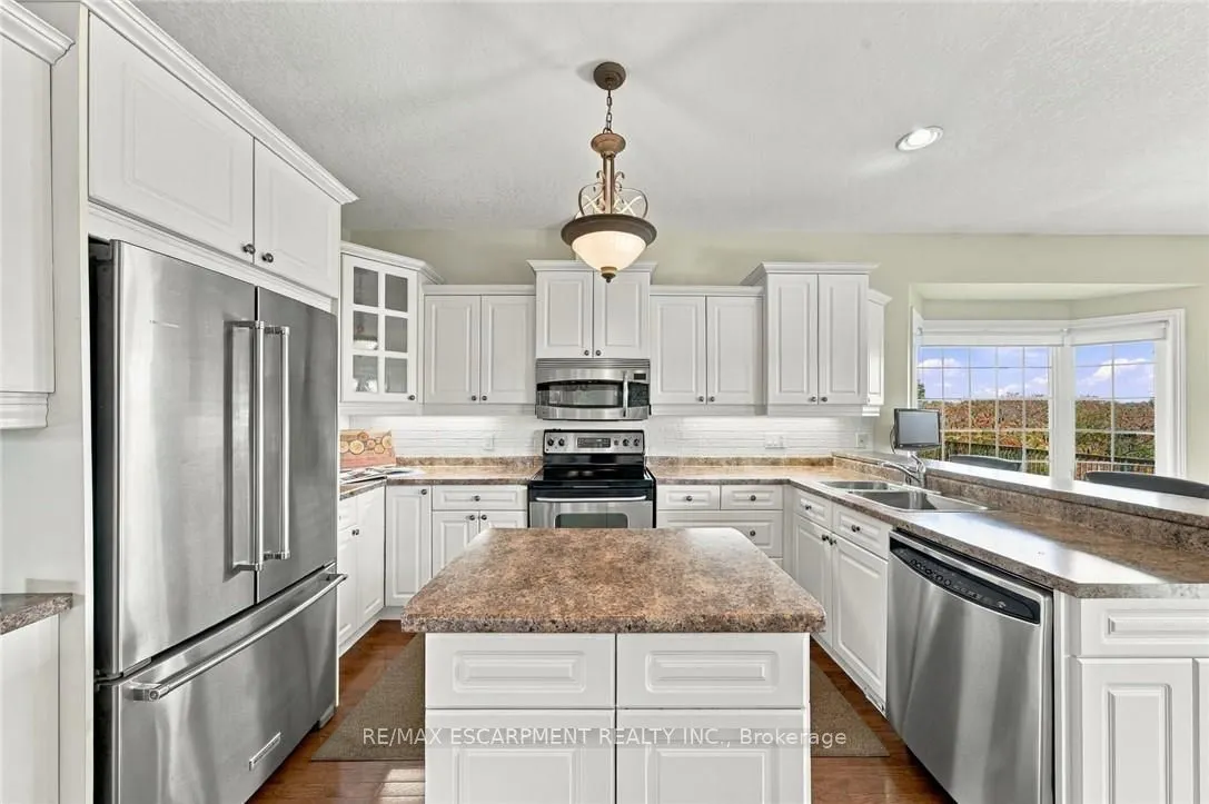 500 Lakeview Drive #9