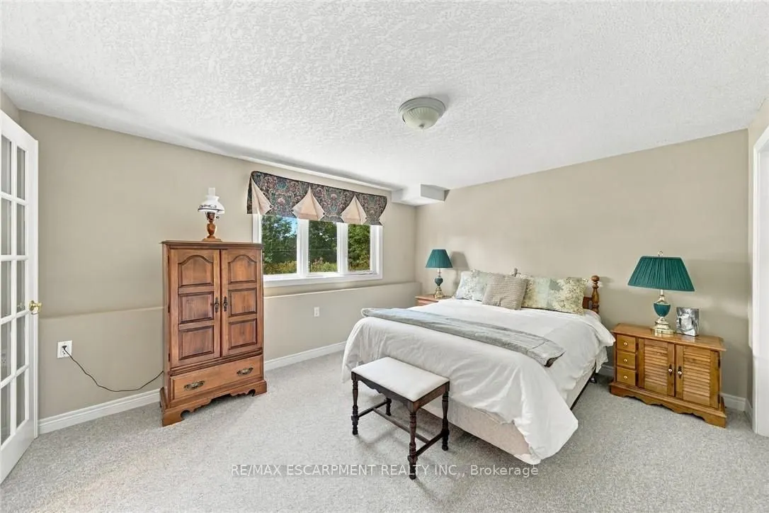500 Lakeview Drive #9