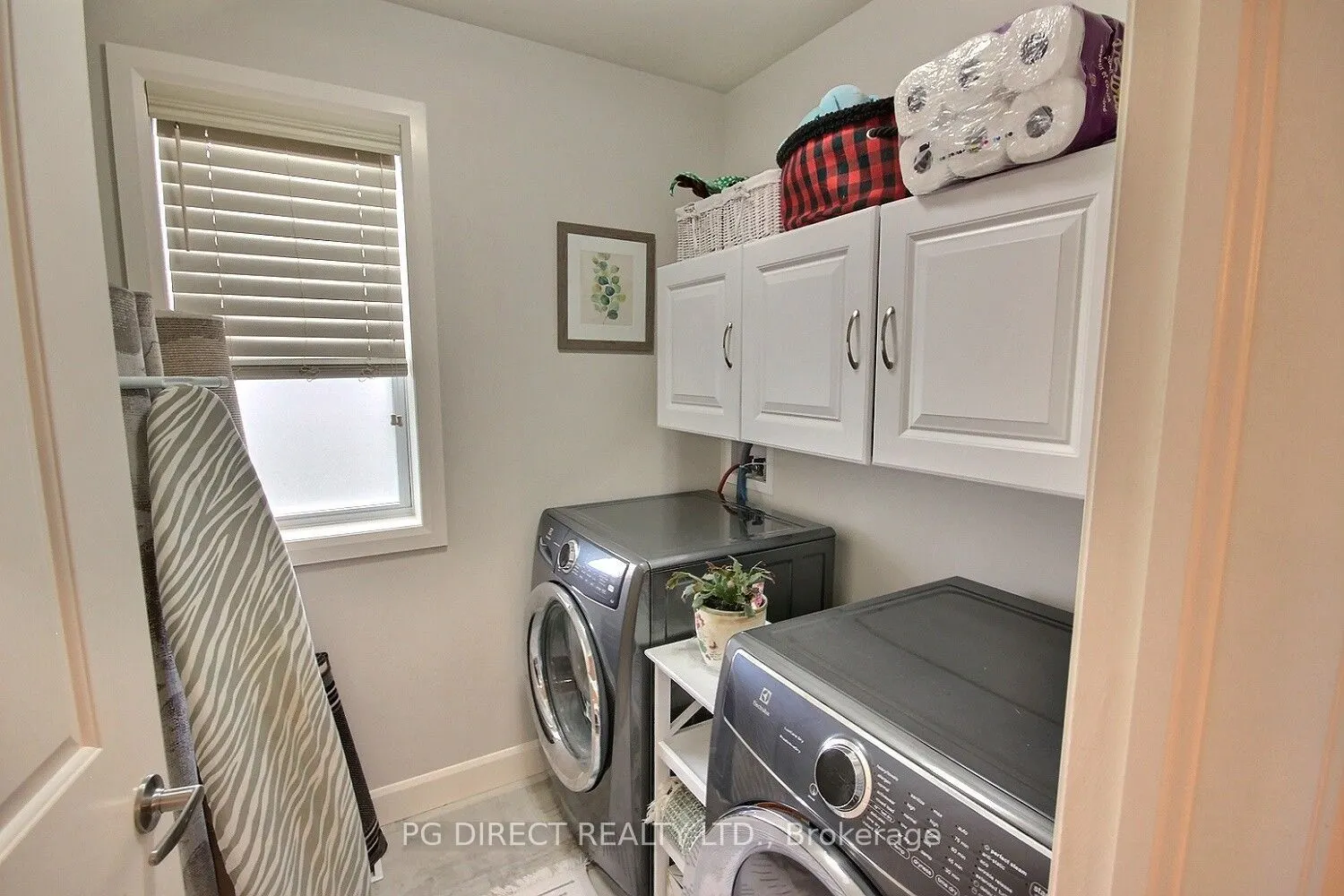 6 Dewal Place