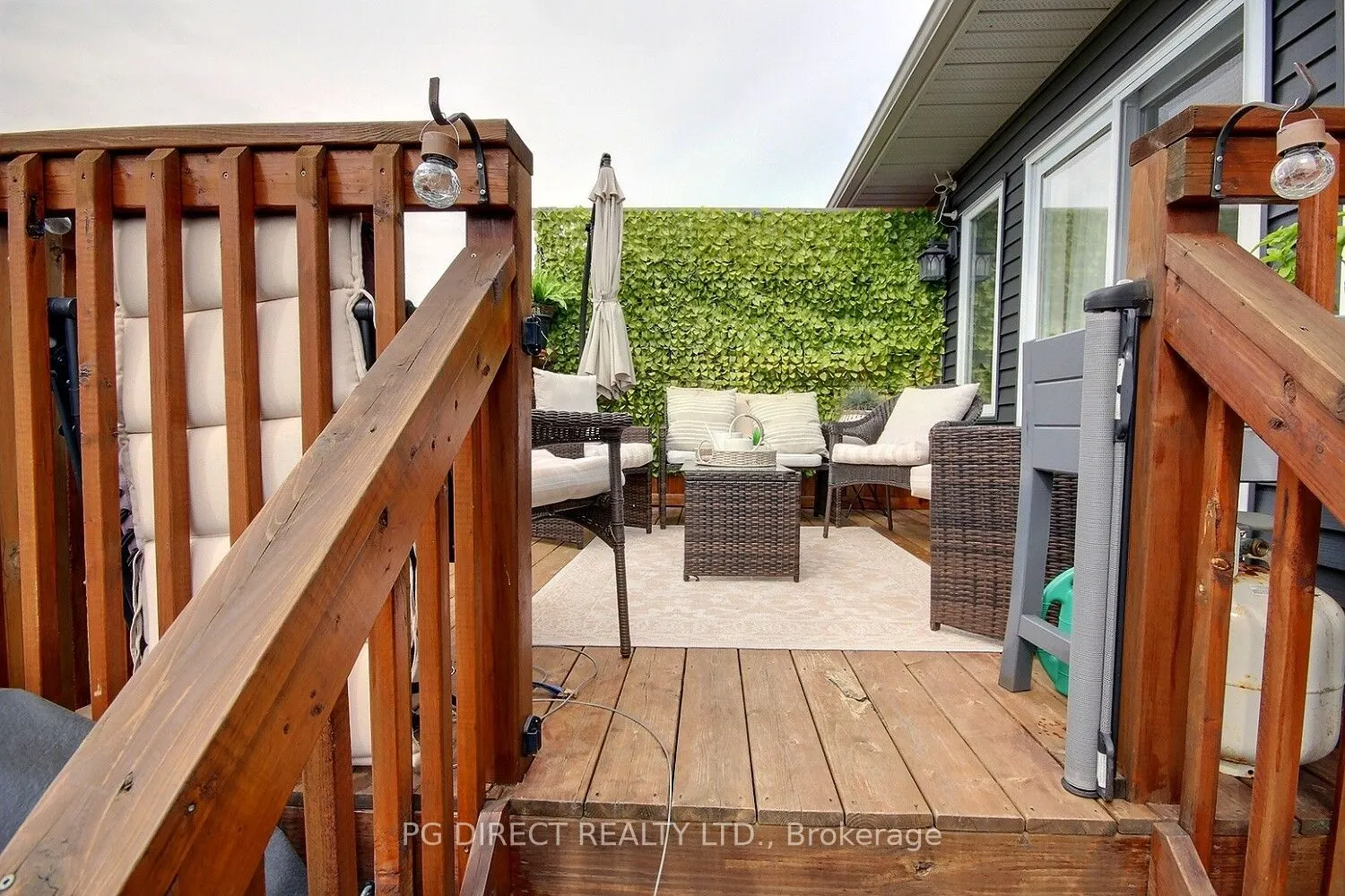 6 Dewal Place