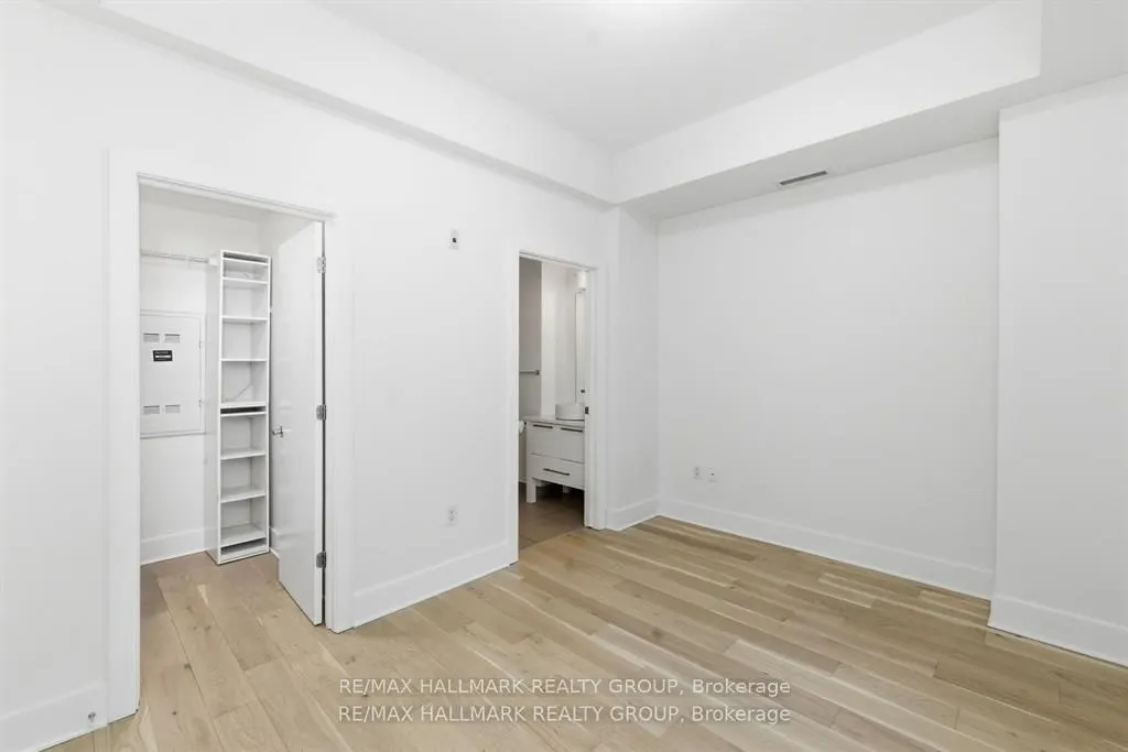 101 Richmond Road #611