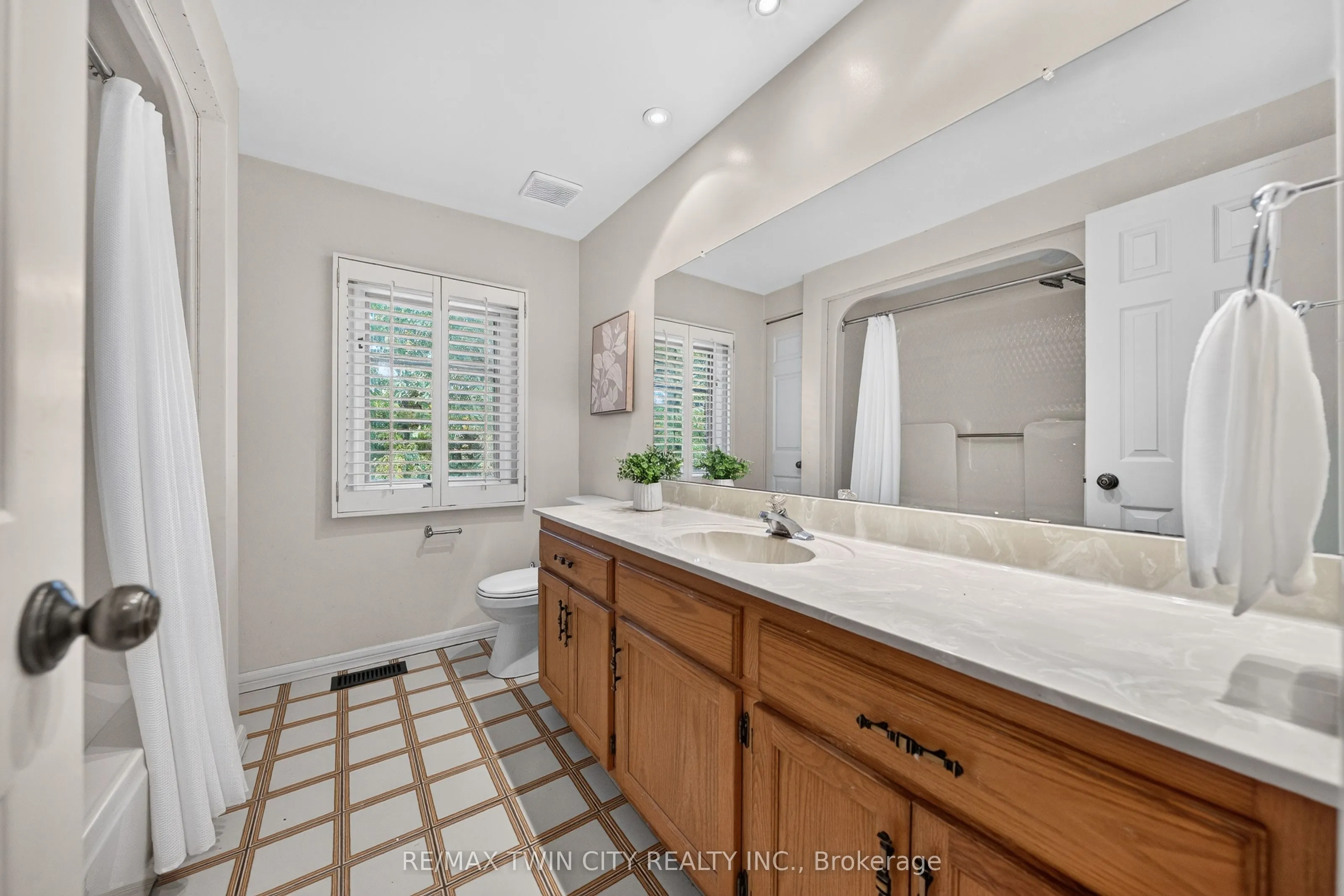 114 Frederick Banting Place