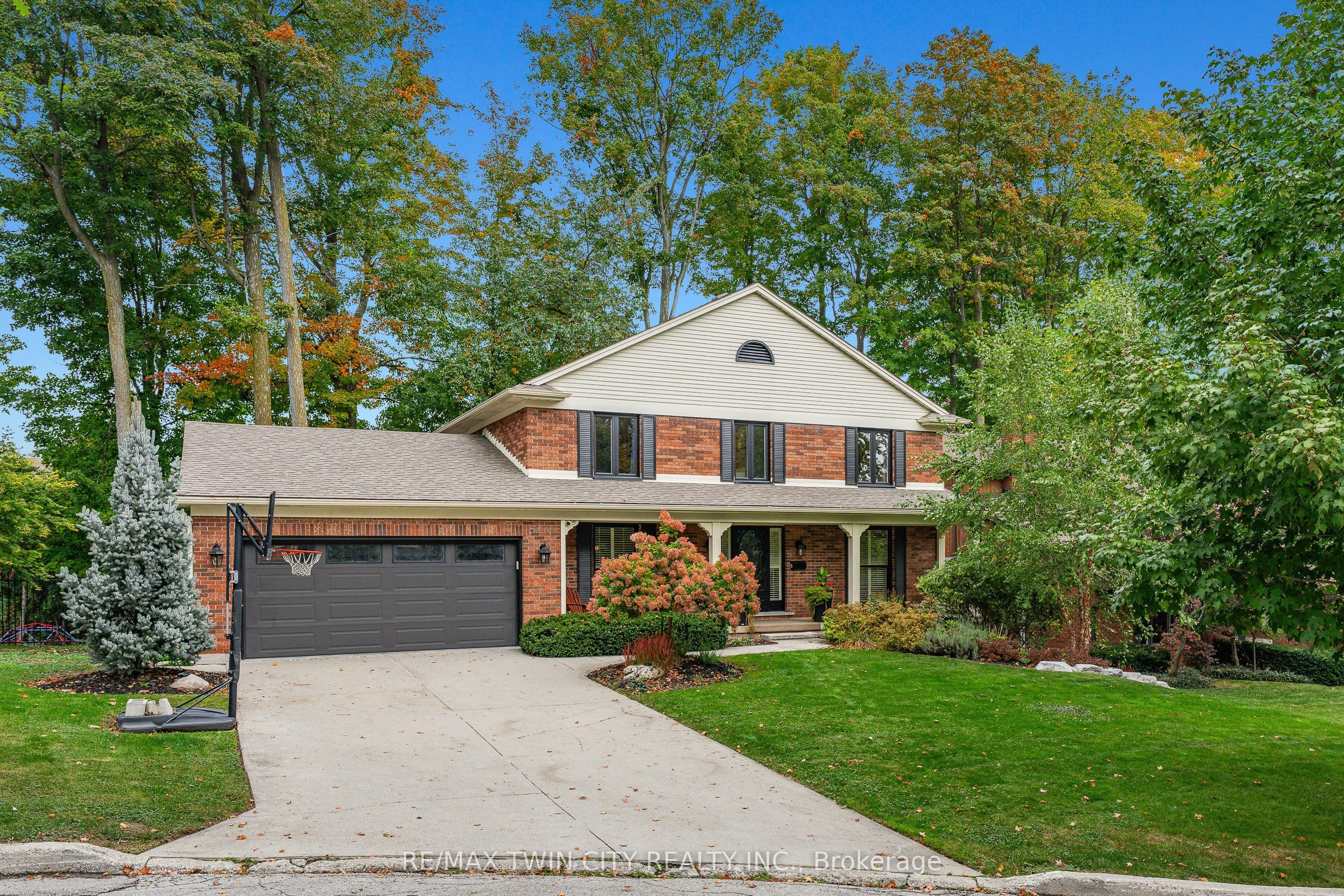 114 Frederick Banting Place