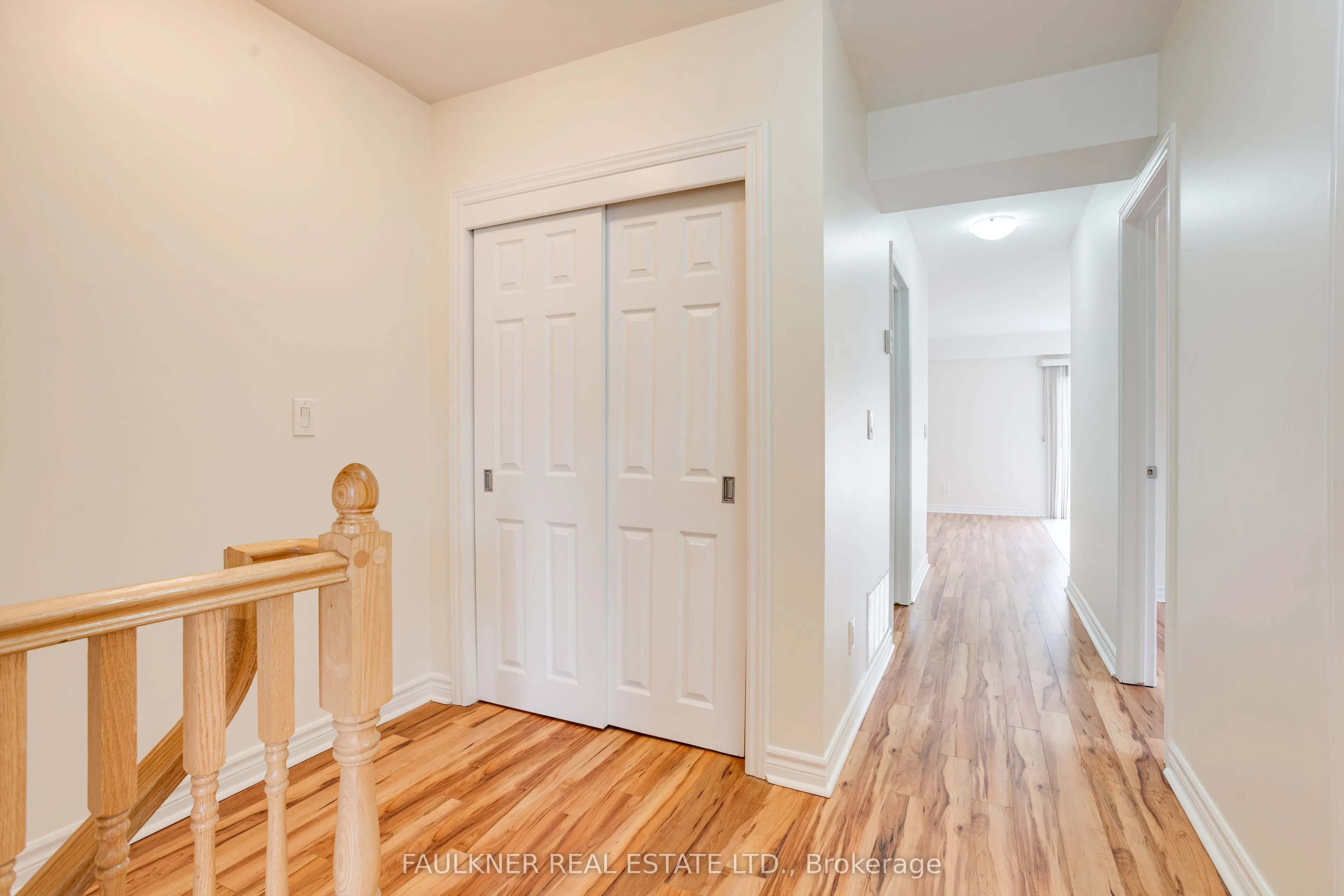 216 Carillon Street