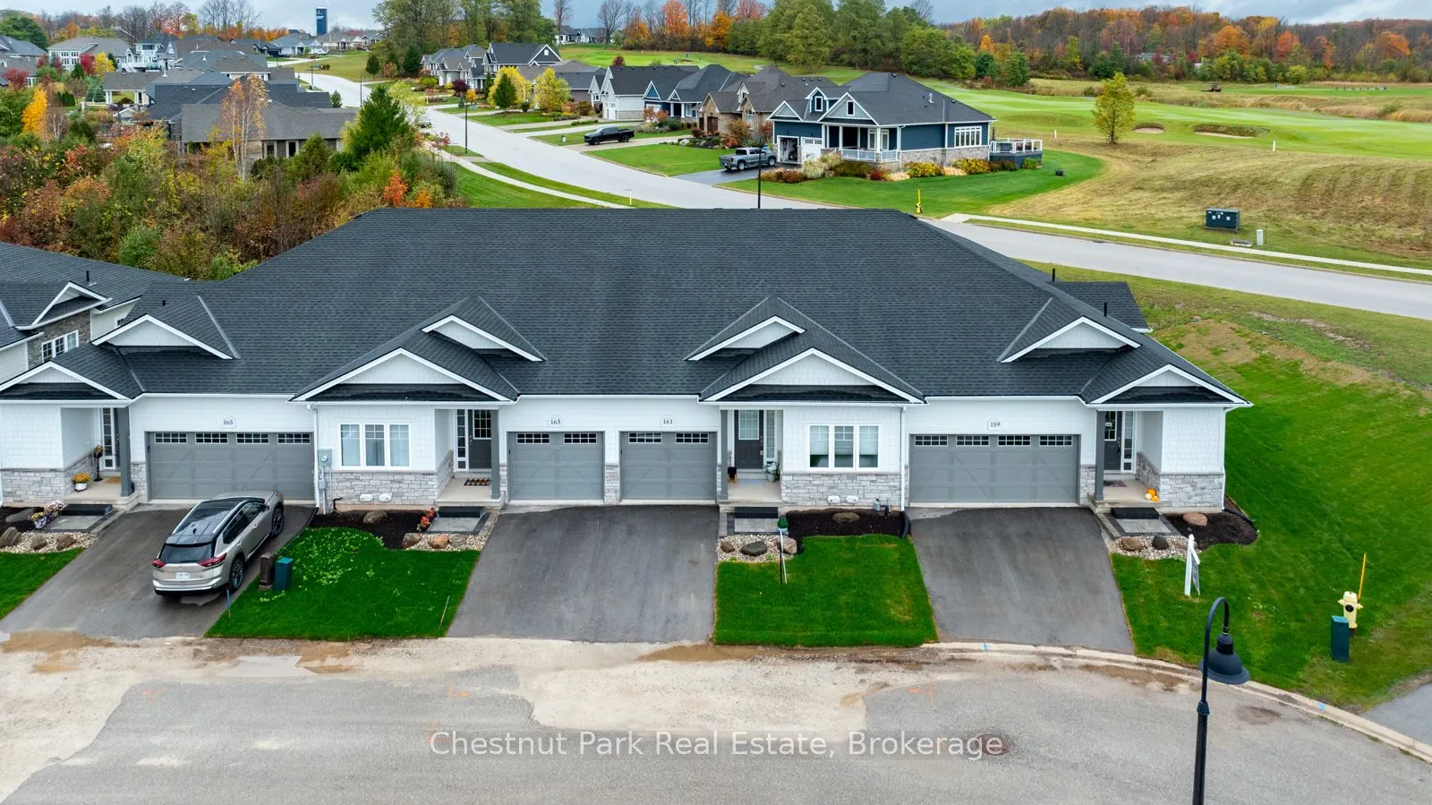 161 Hawthorn Crescent #33