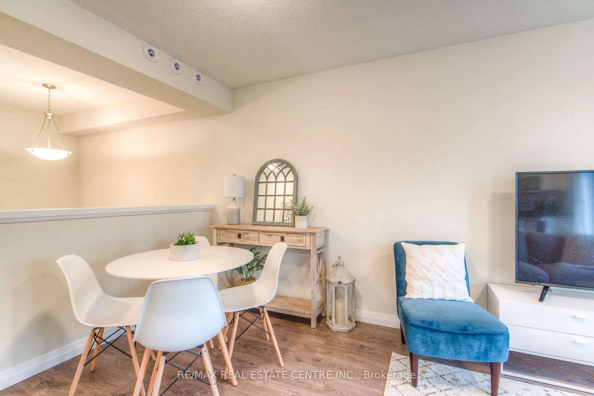 24 Morrison Road #C4