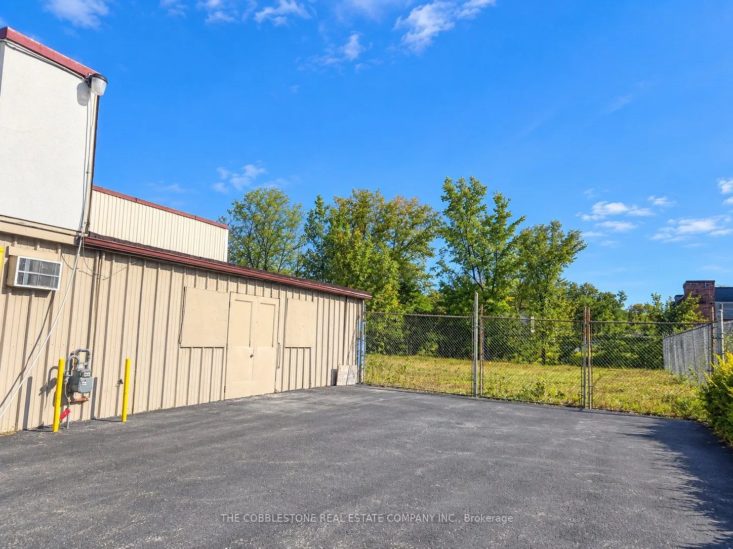 355 CABANA Road E
