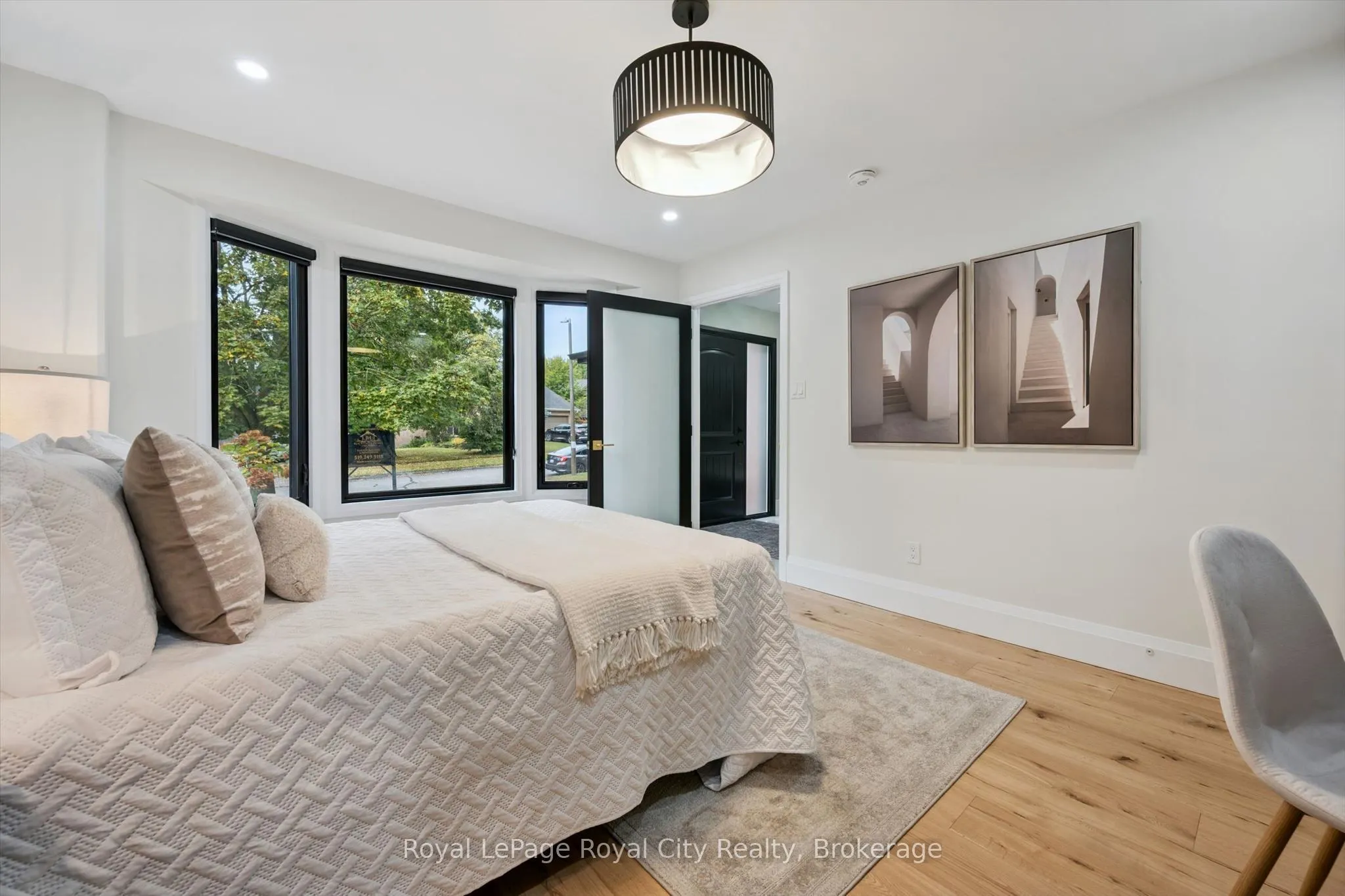 11 Bridlewood Drive