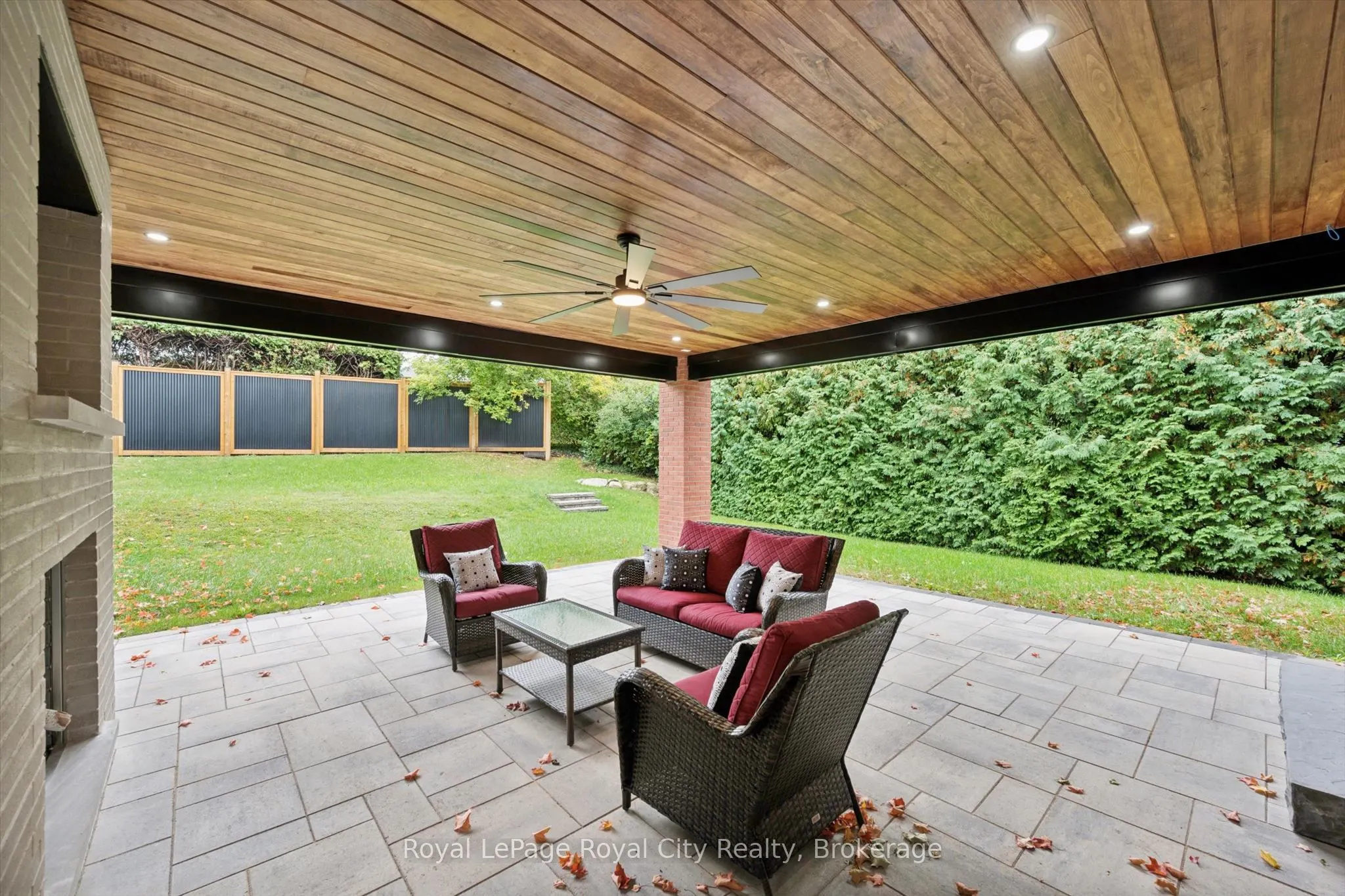 11 Bridlewood Drive