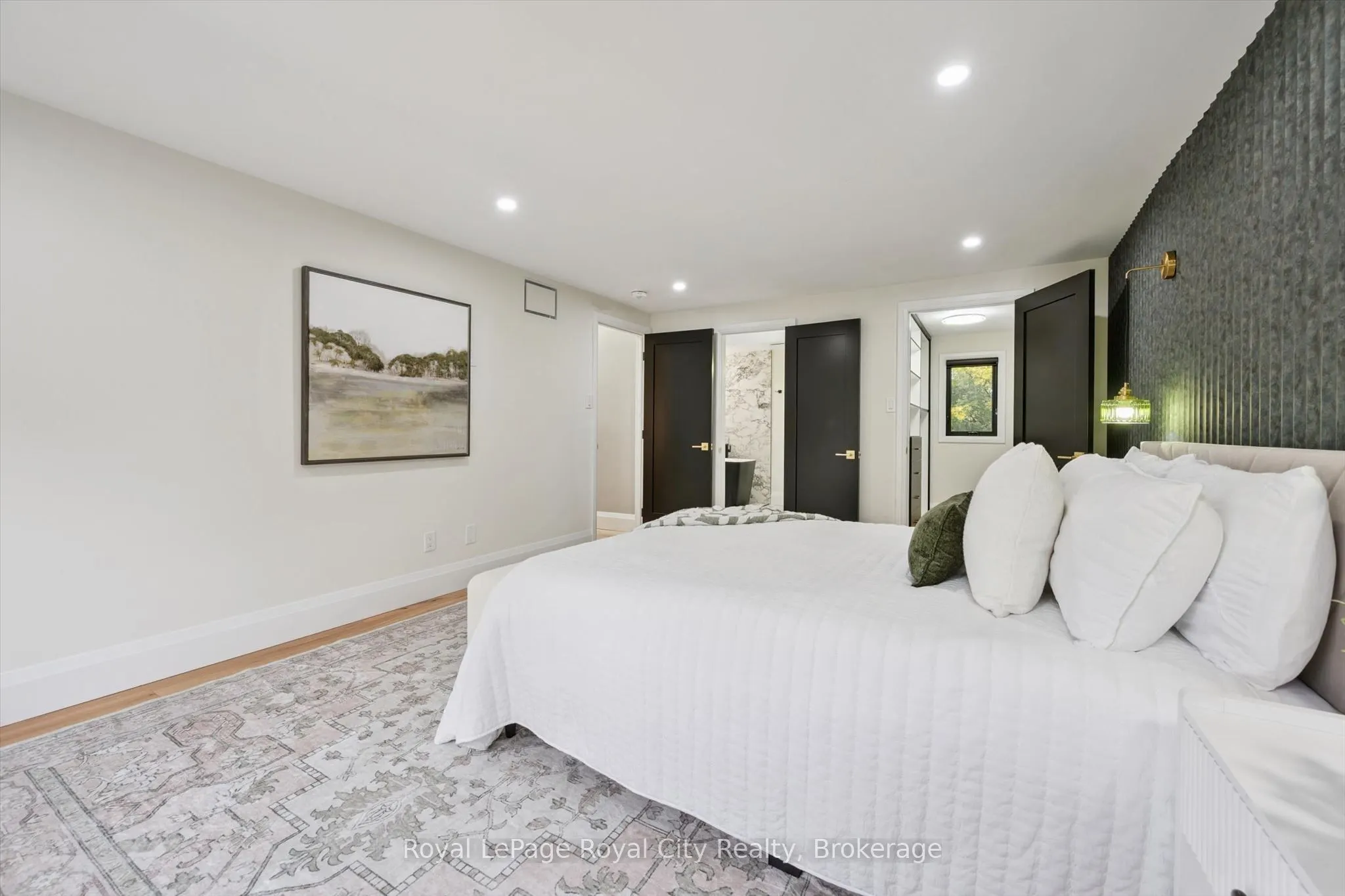 11 Bridlewood Drive