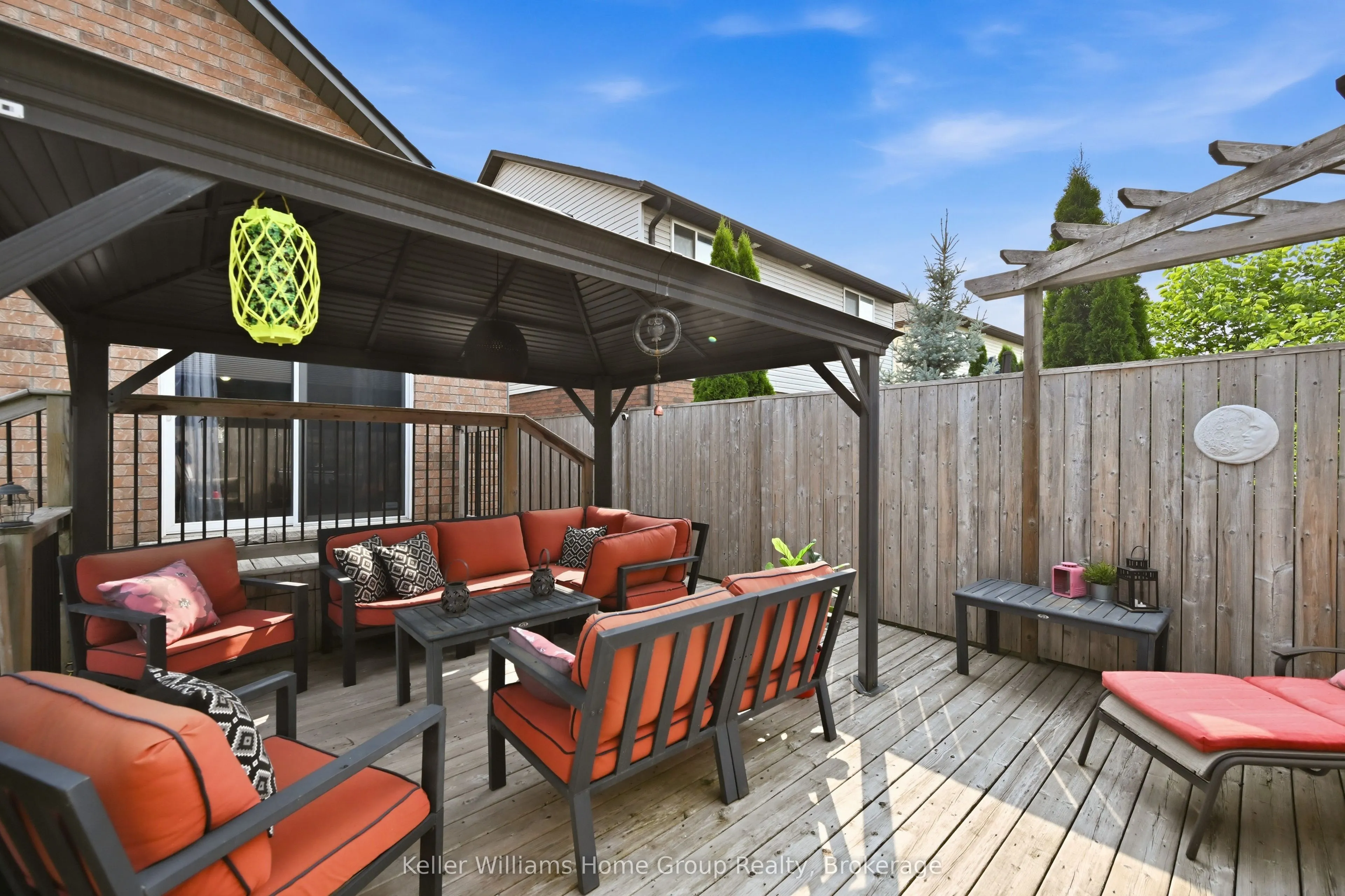 31 Vinifera Drive