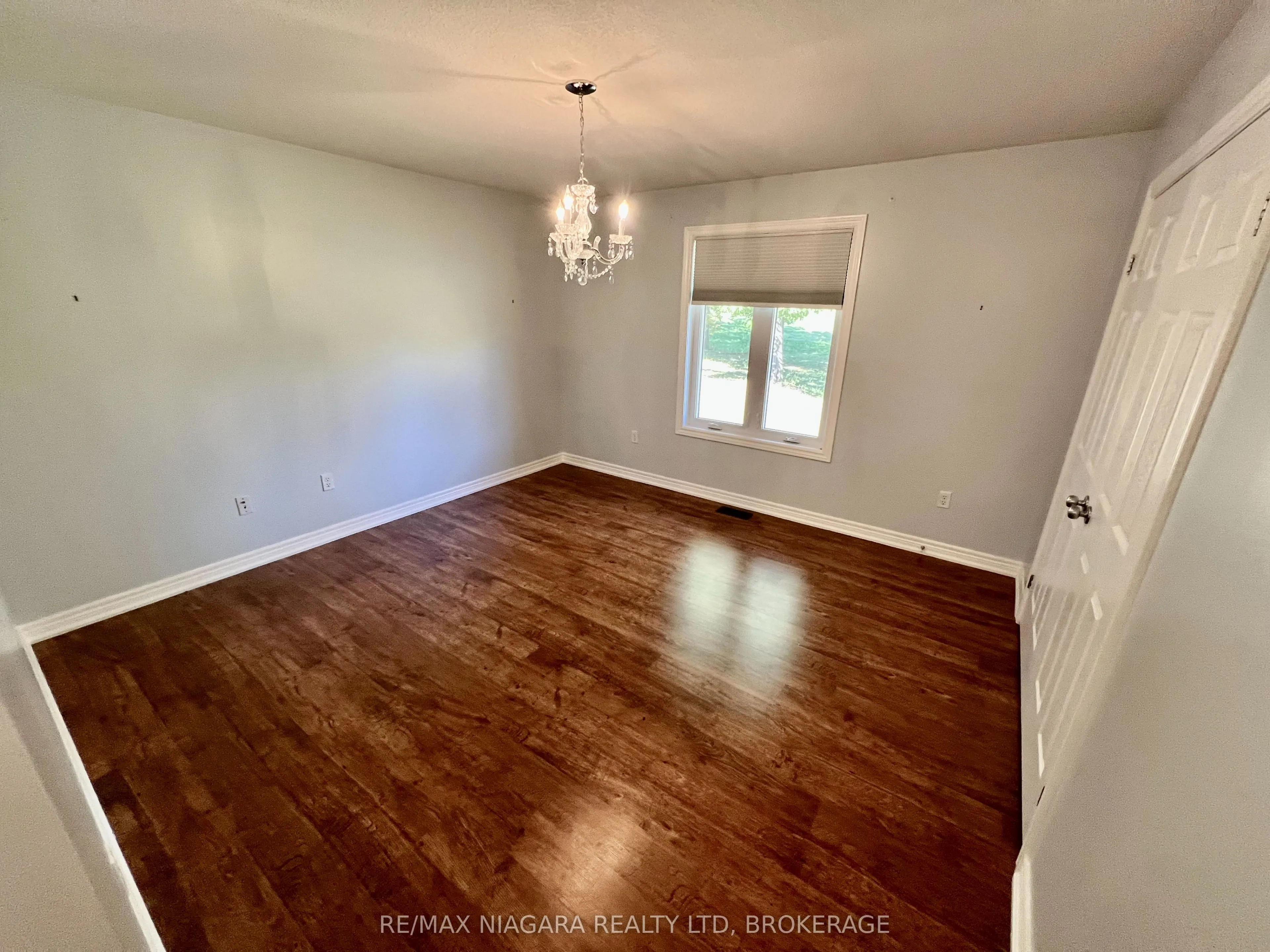 709 Roland Road