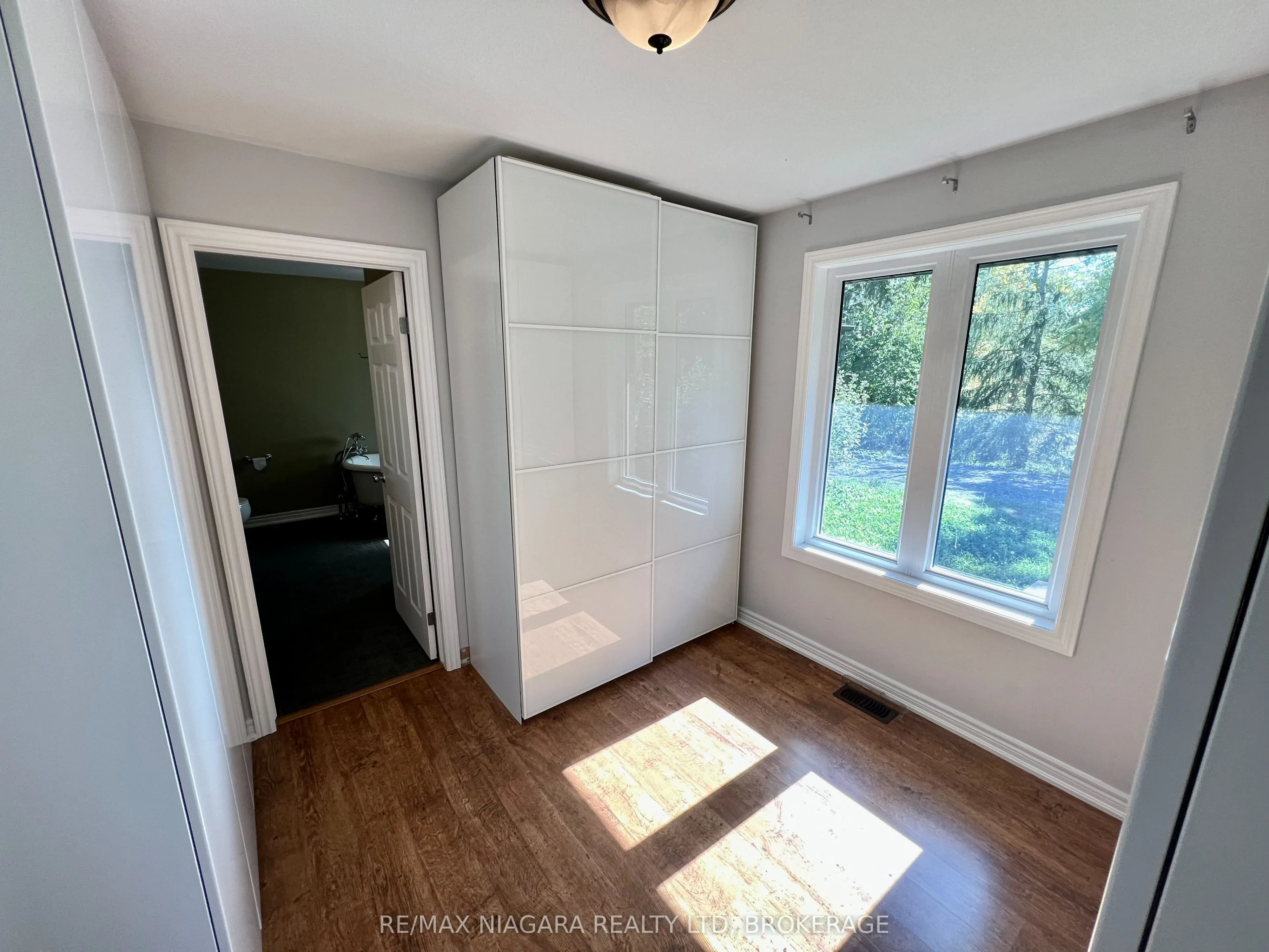 709 Roland Road