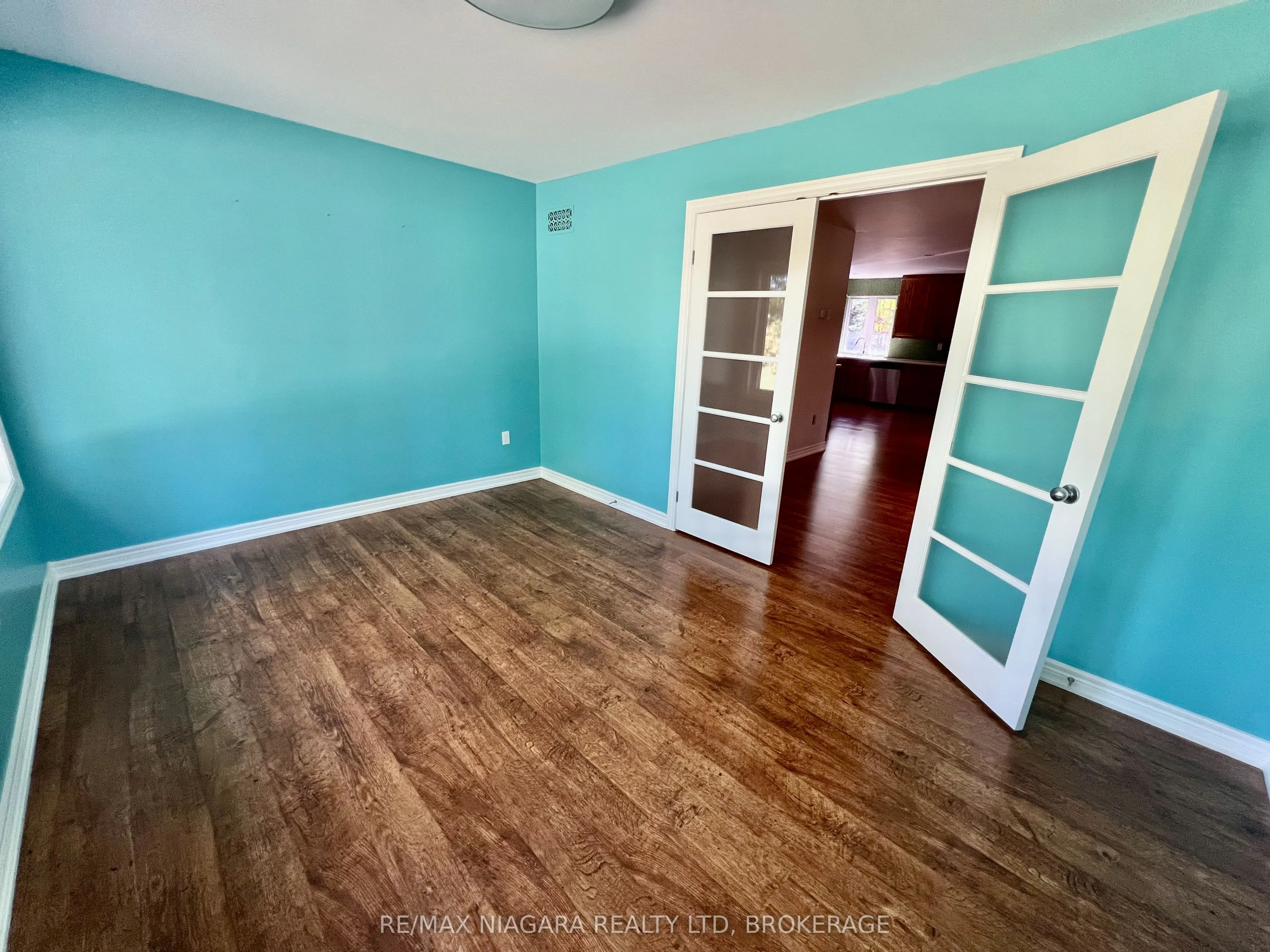 709 Roland Road