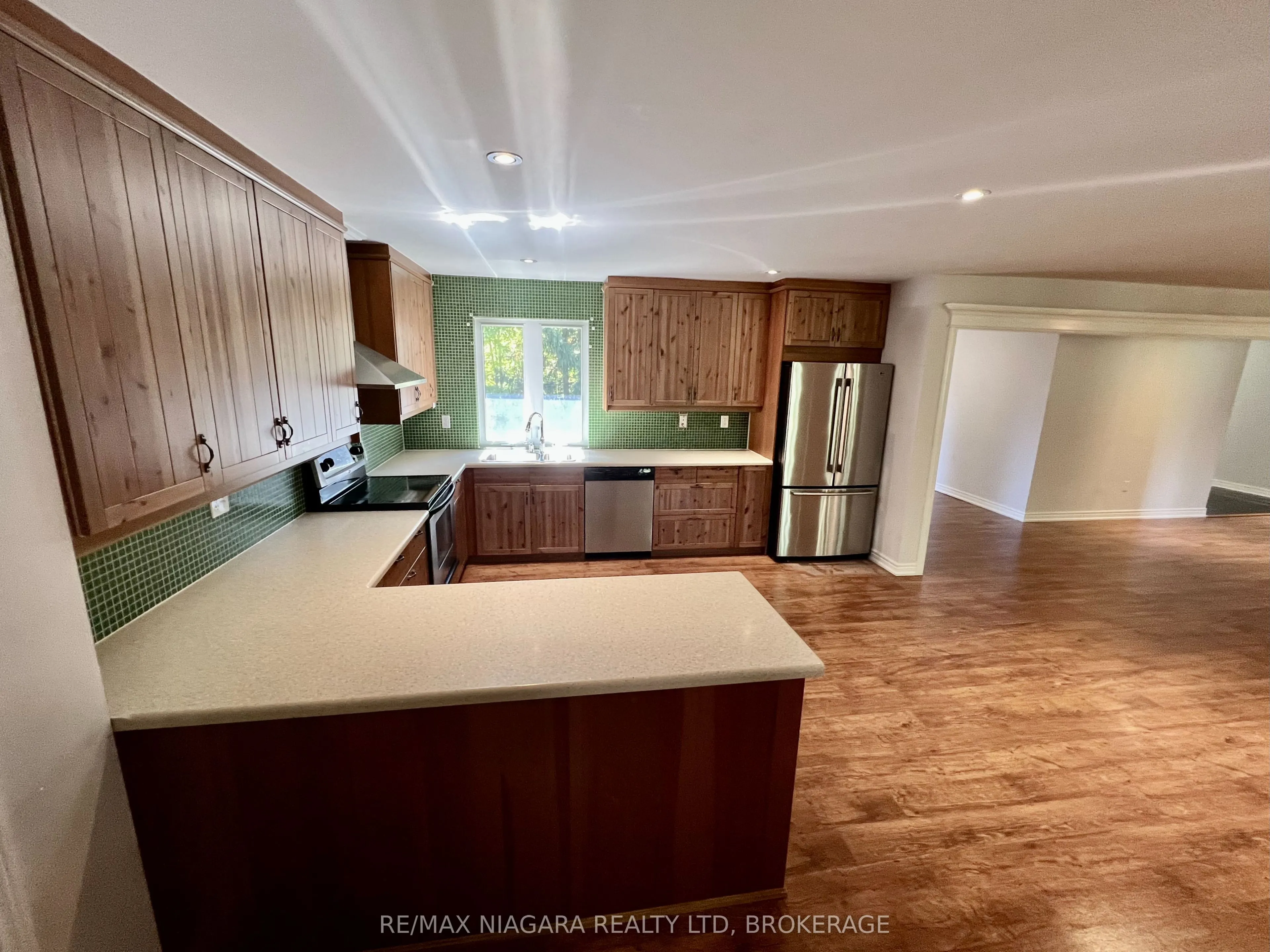 709 Roland Road