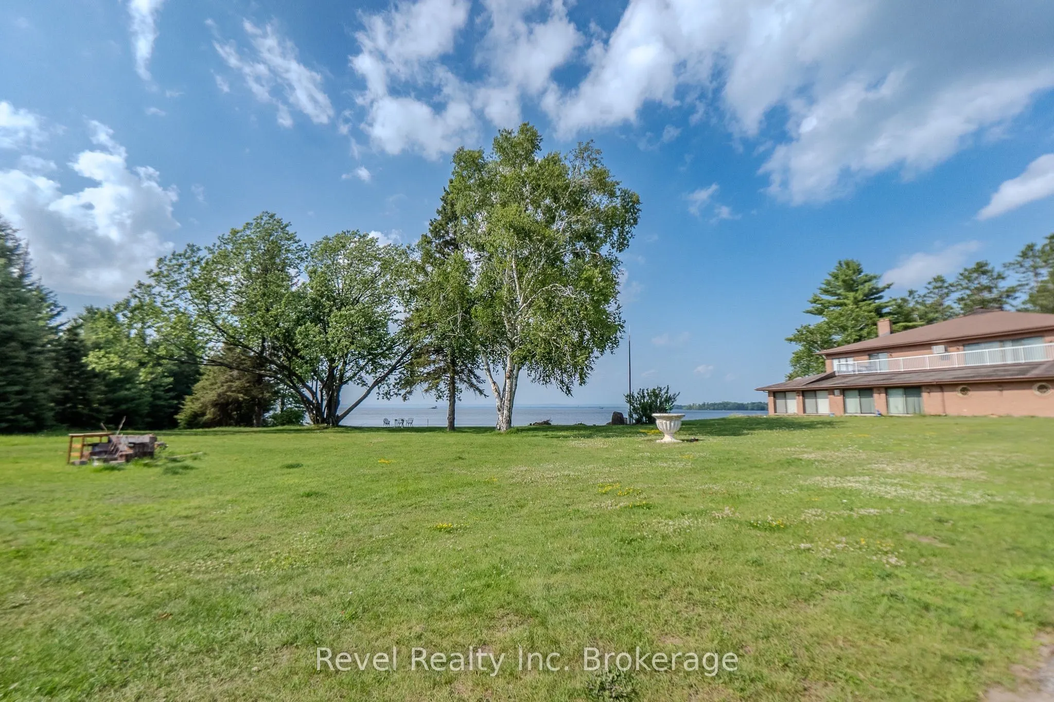1278 Highway 654 W