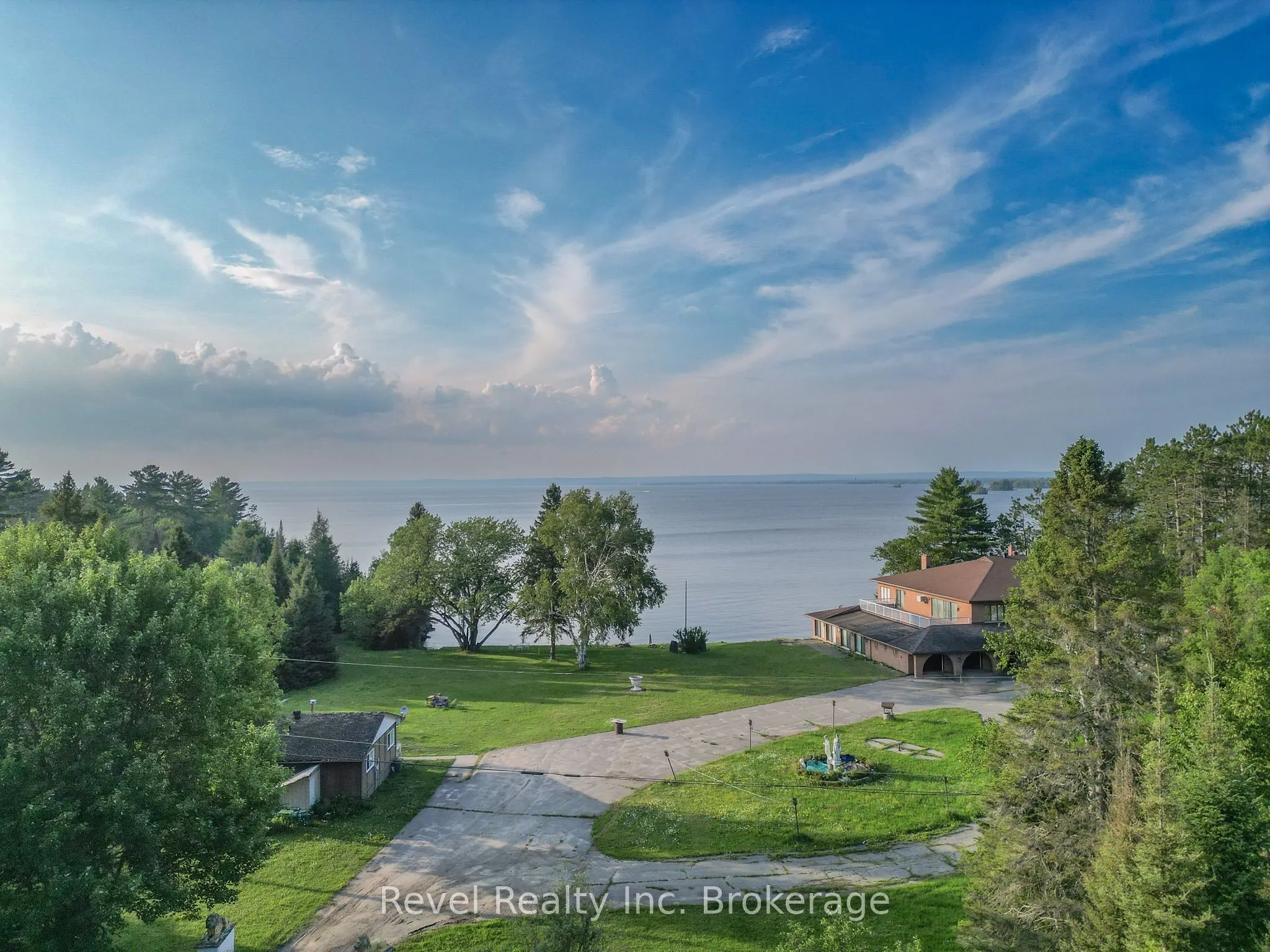 1278 Highway 654 W