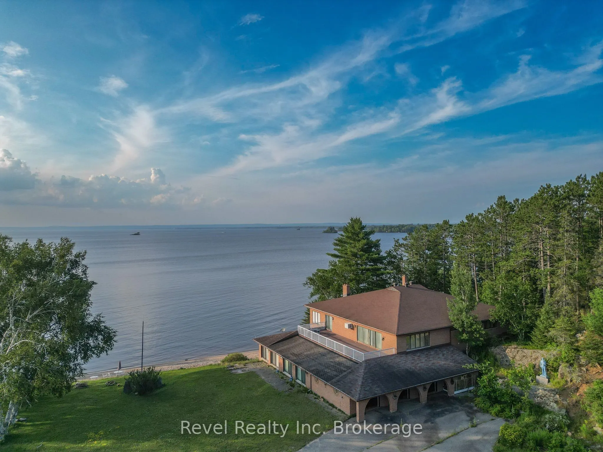 1278 Highway 654 W