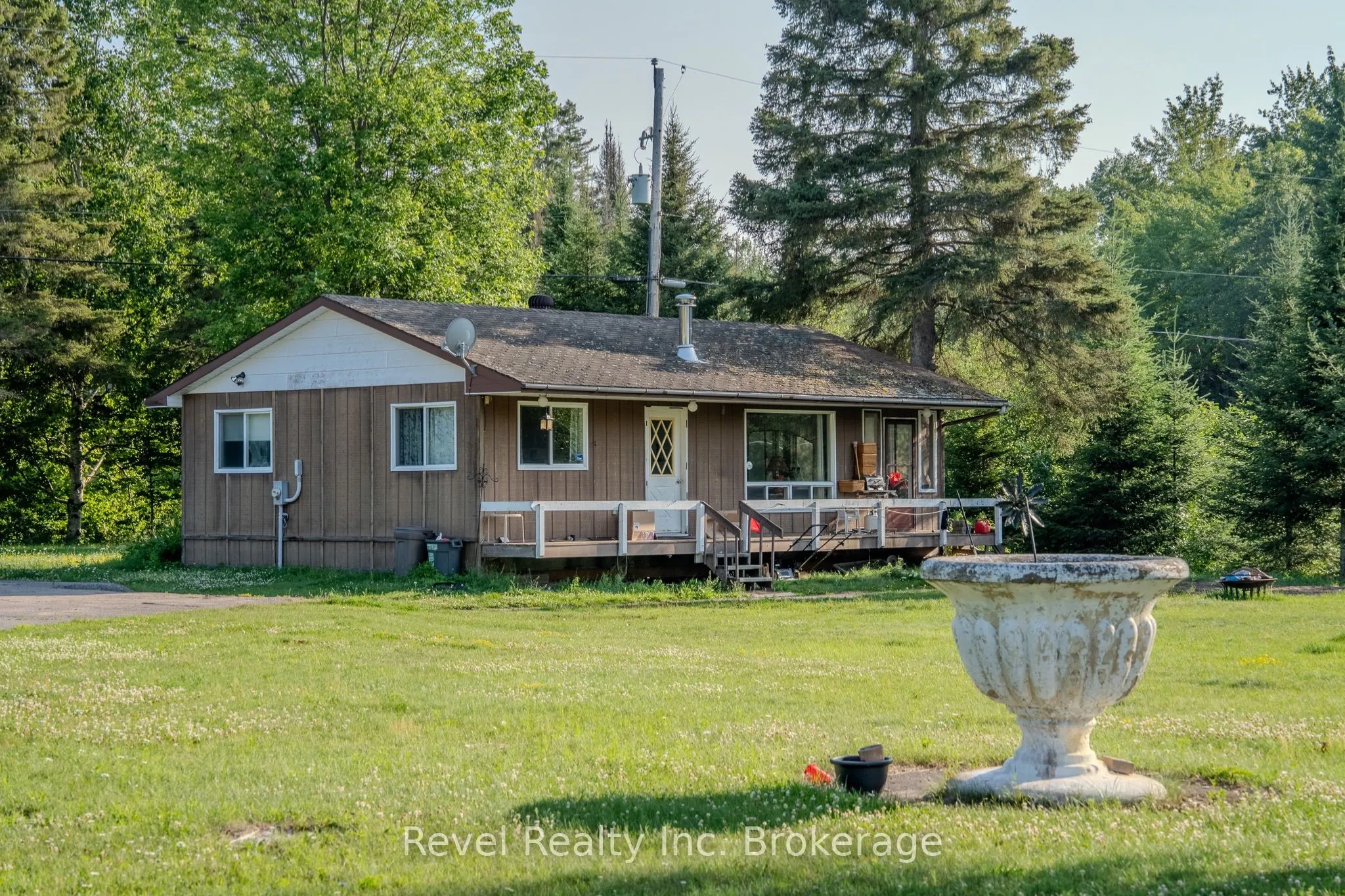 1278 Highway 654 W