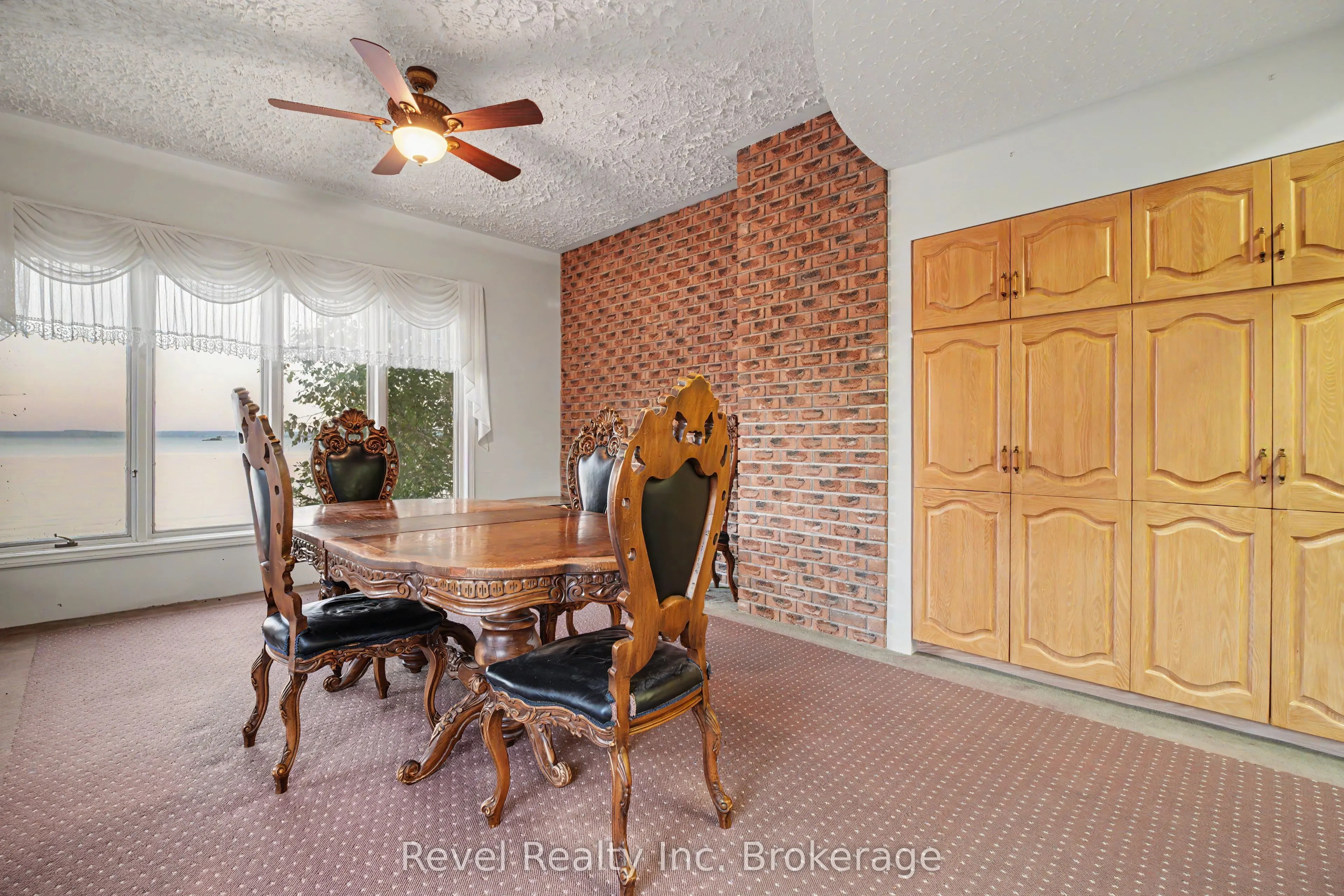 1278 Highway 654 W