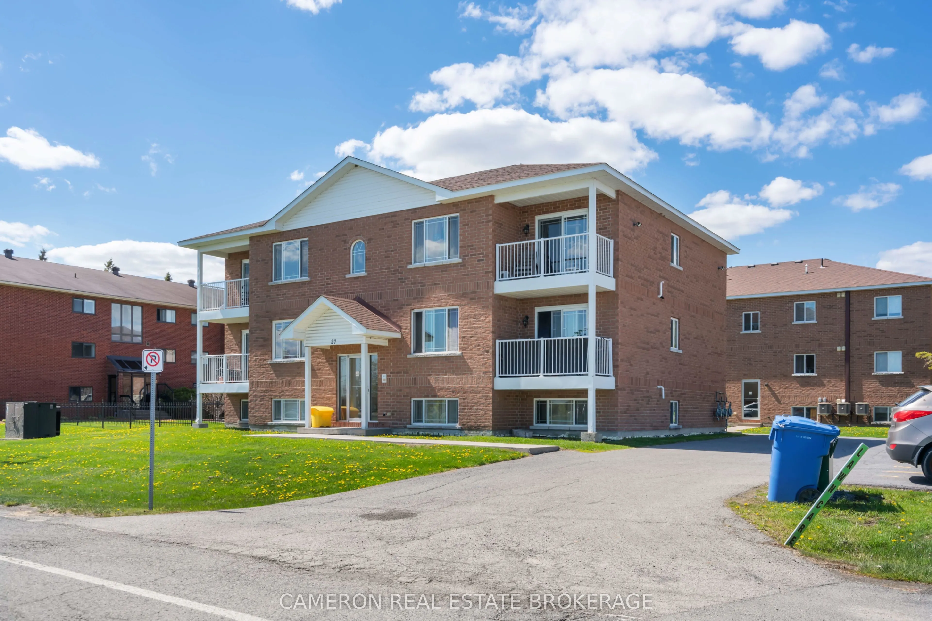 27 Long Sault Drive