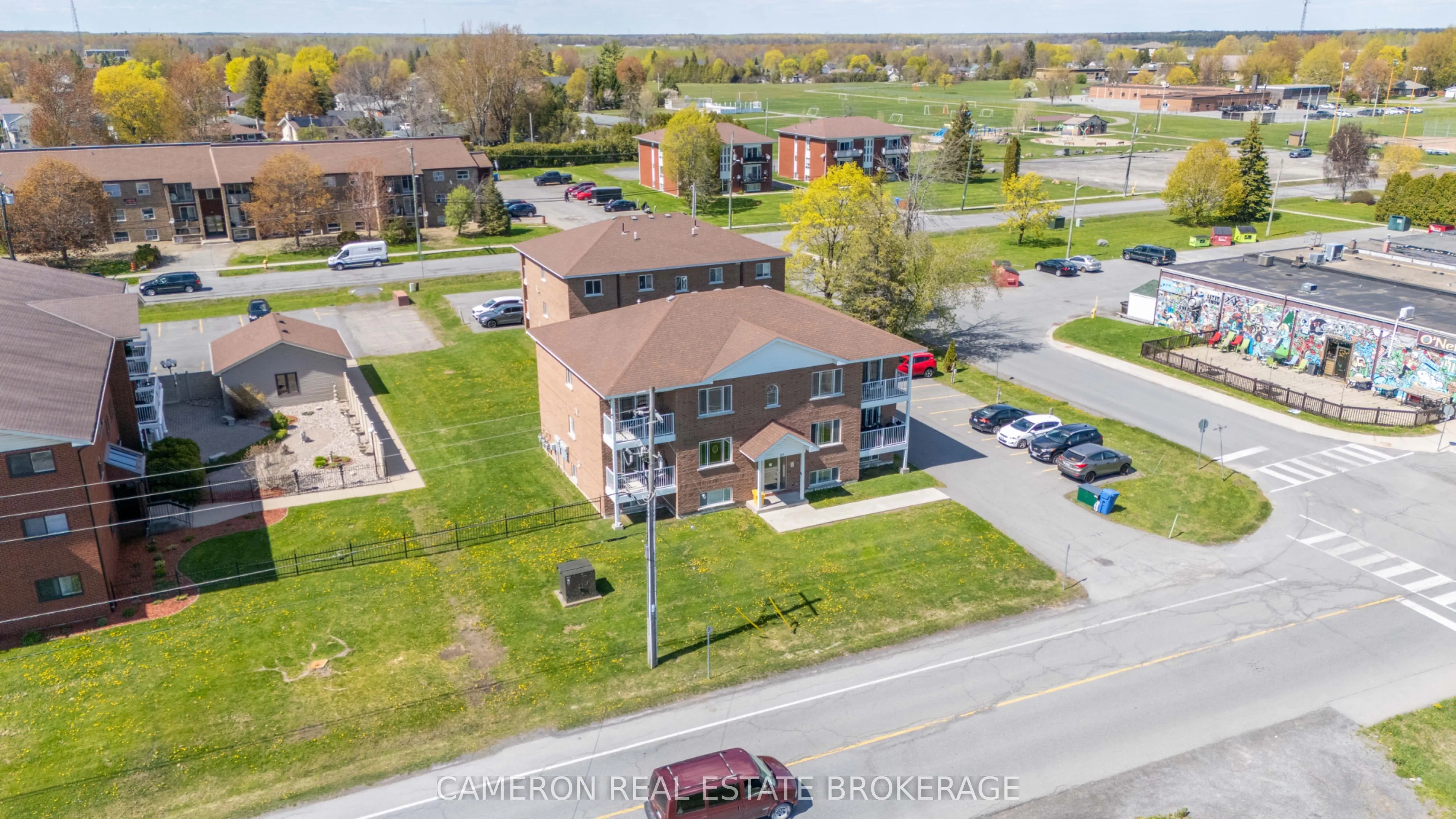 27 Long Sault Drive
