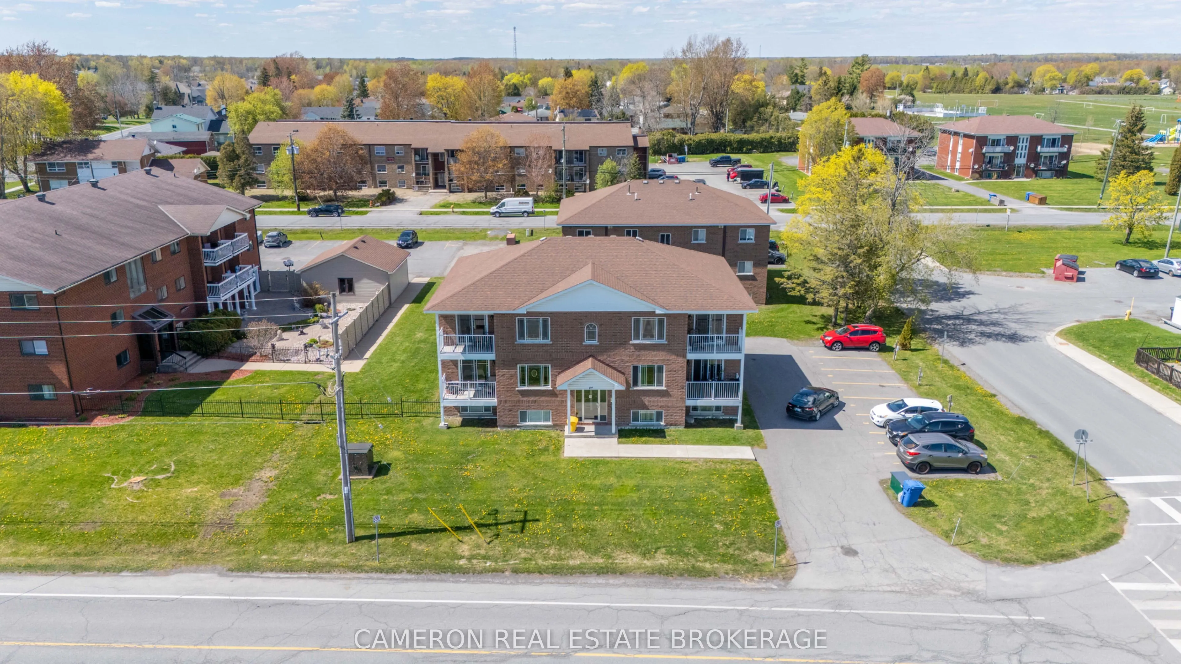 27 Long Sault Drive