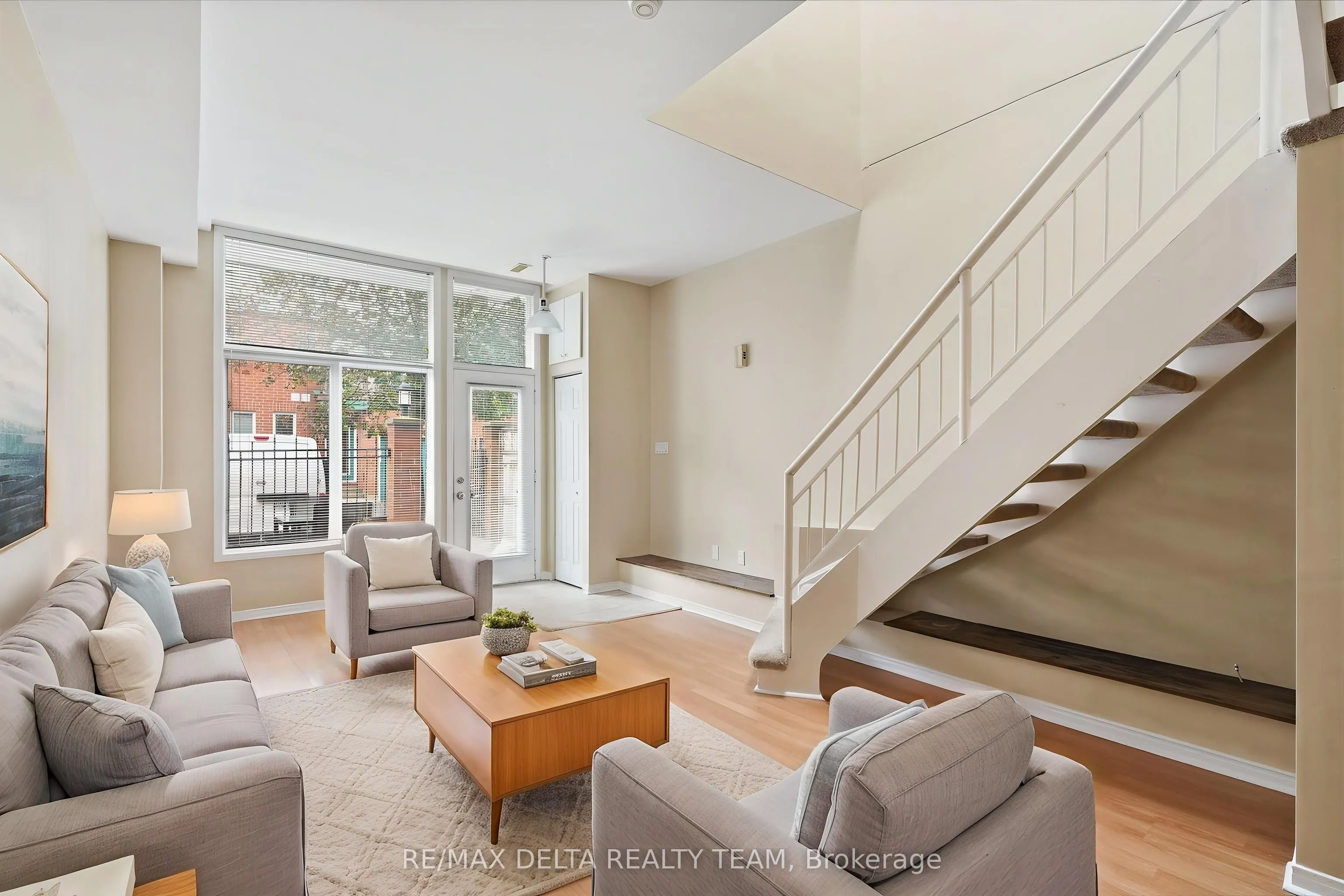 170 Cathcart Street #7