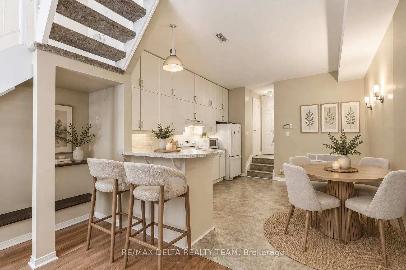 170 Cathcart Street #7