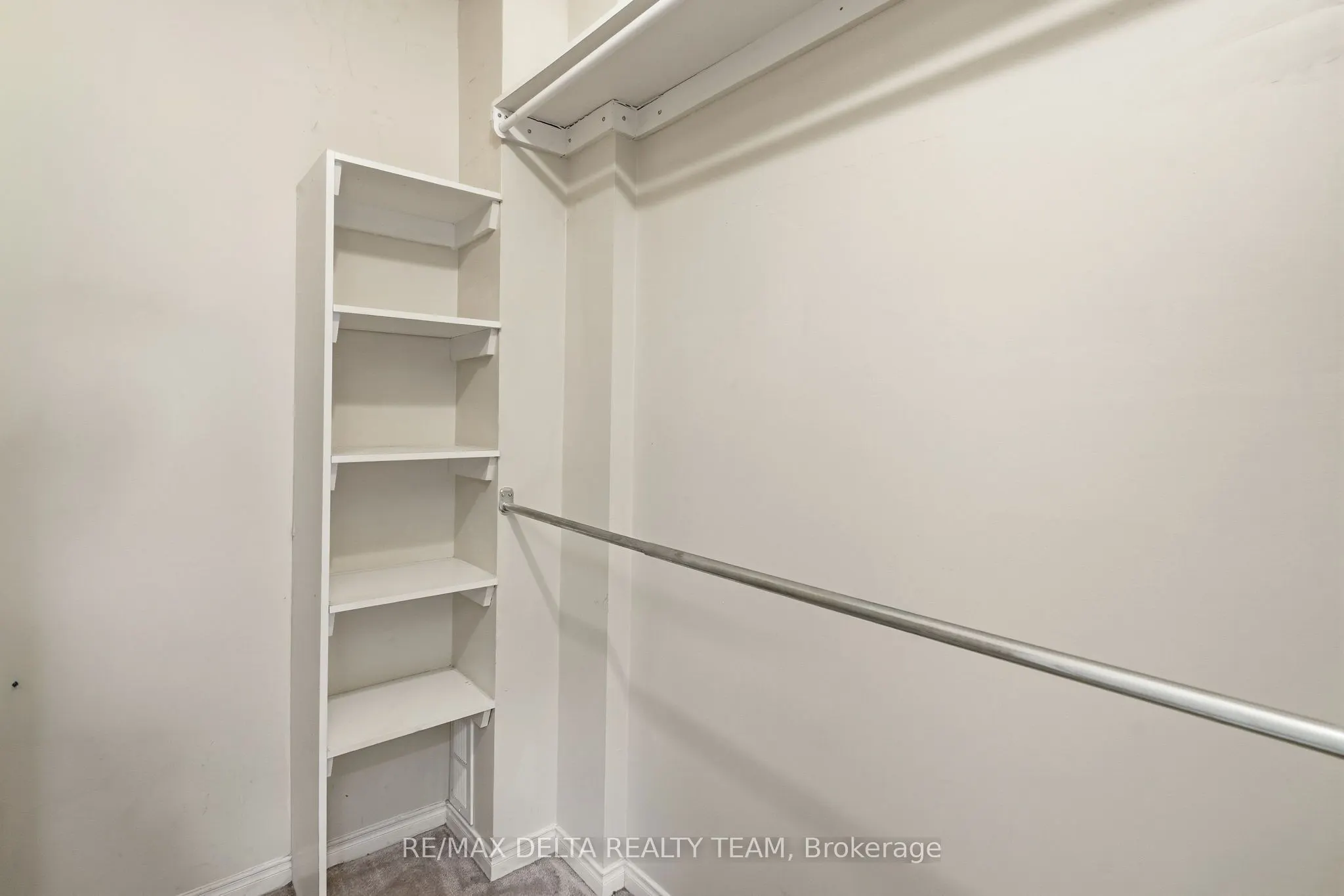 170 Cathcart Street #7