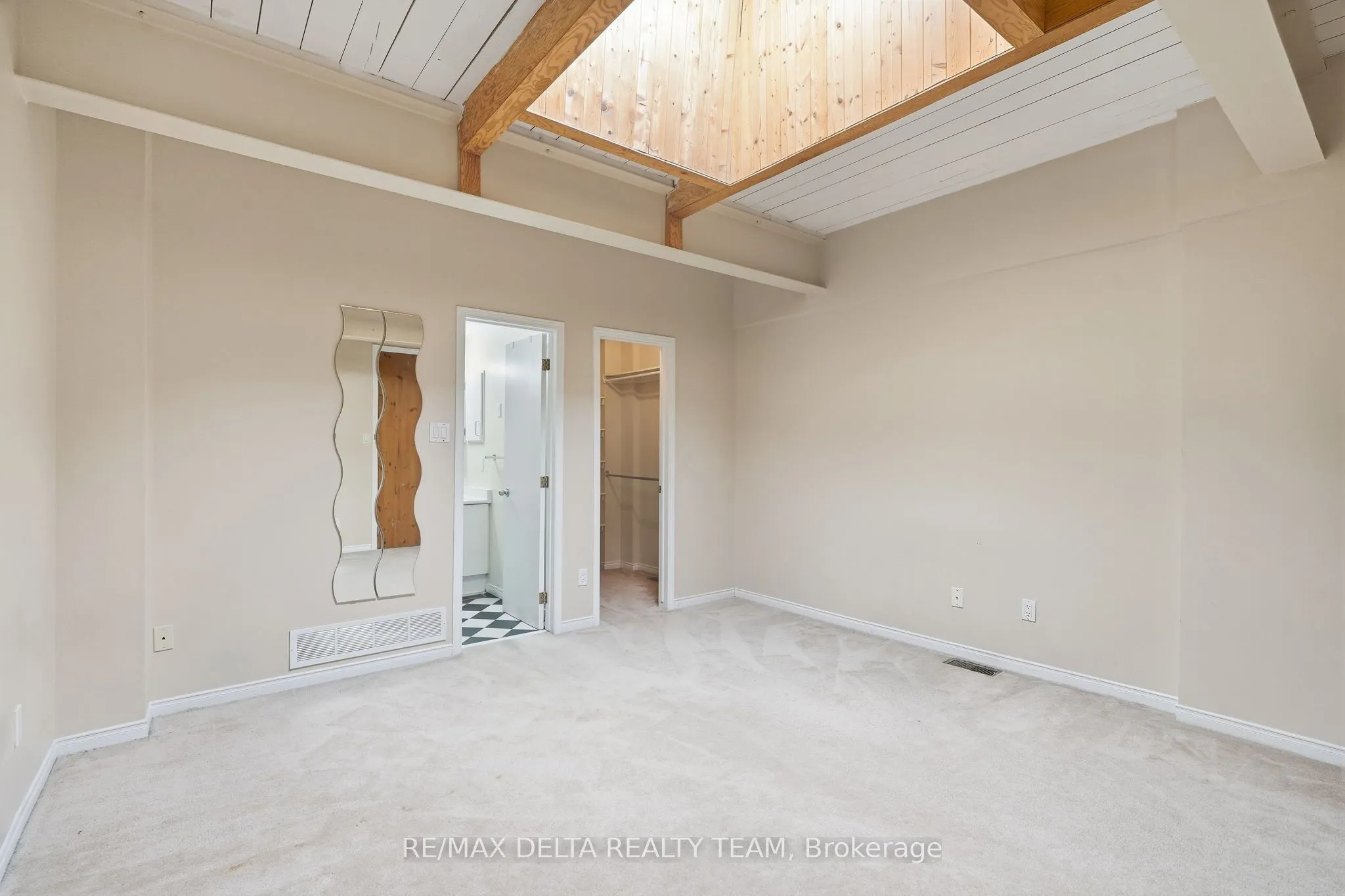 170 Cathcart Street #7