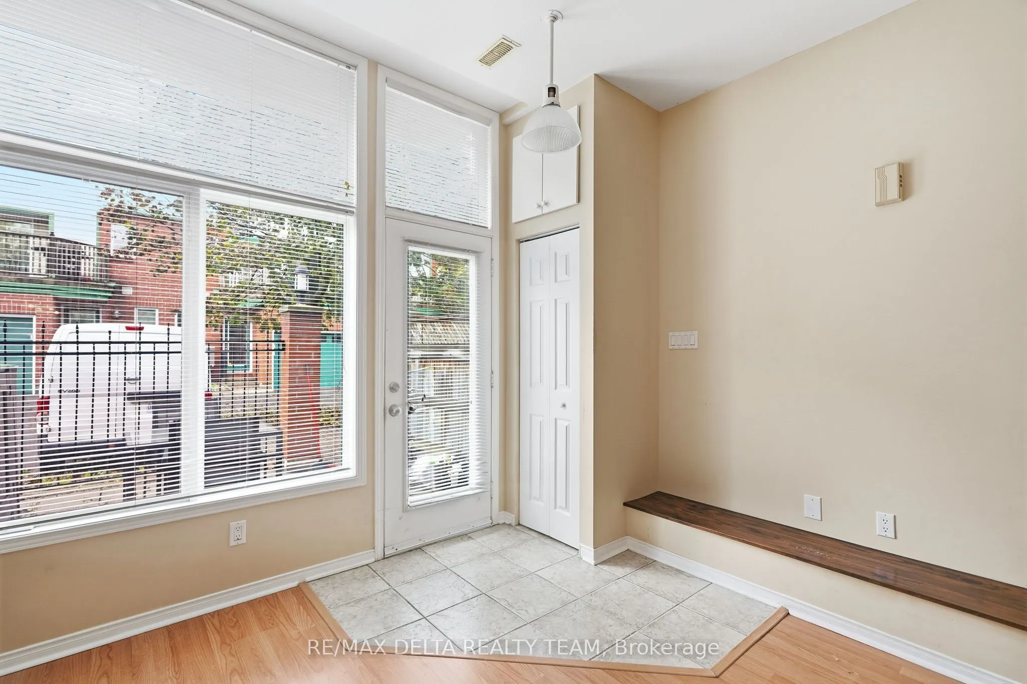 170 Cathcart Street #7