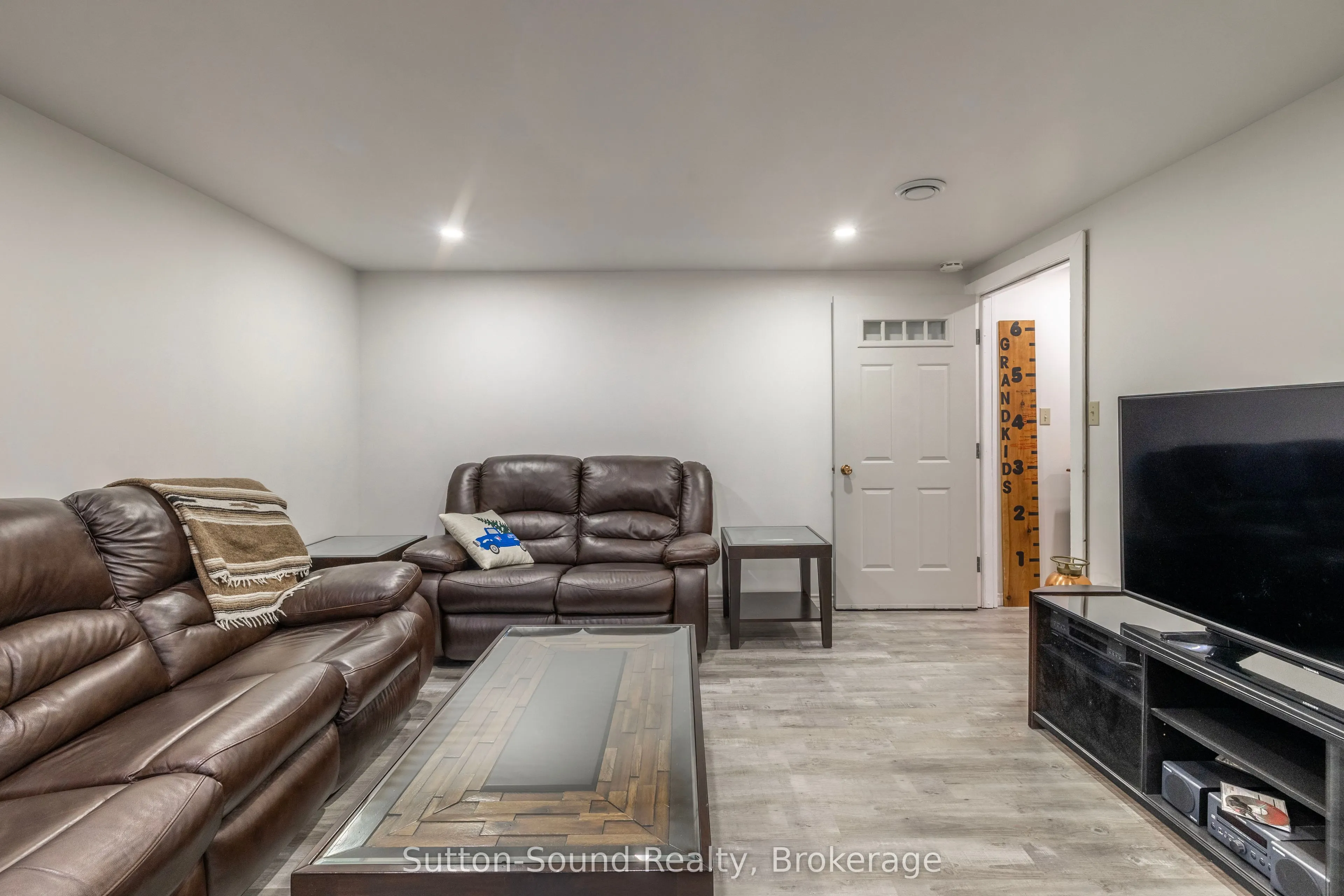 625 Mallory Beach Road