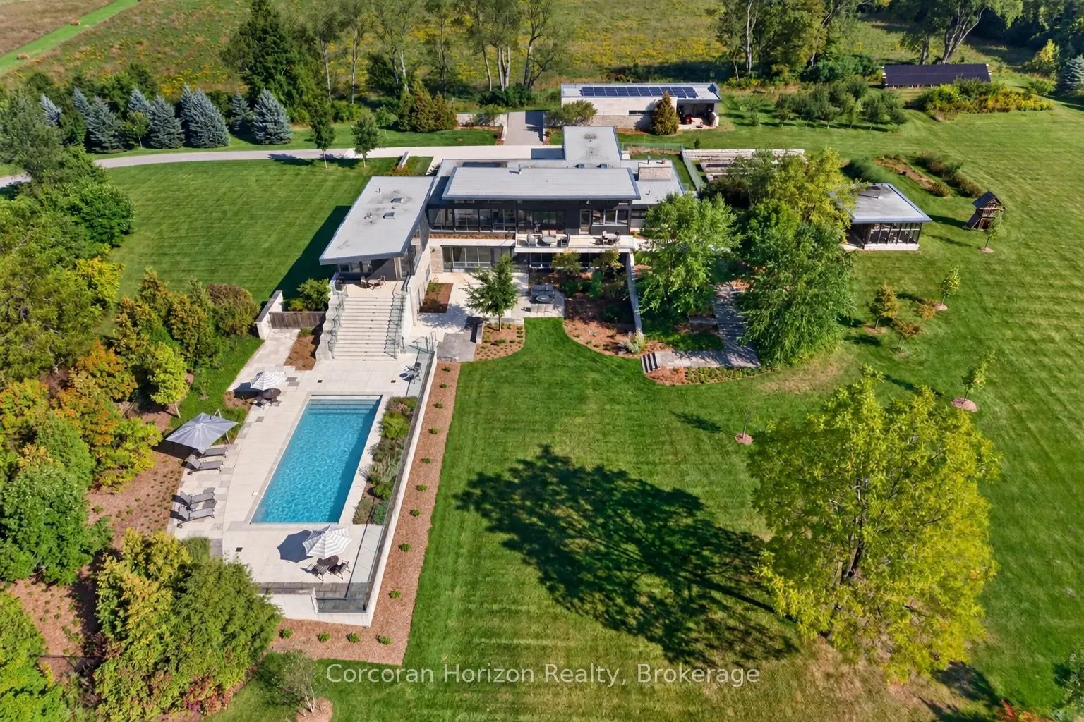 770 Millgrove Side Road