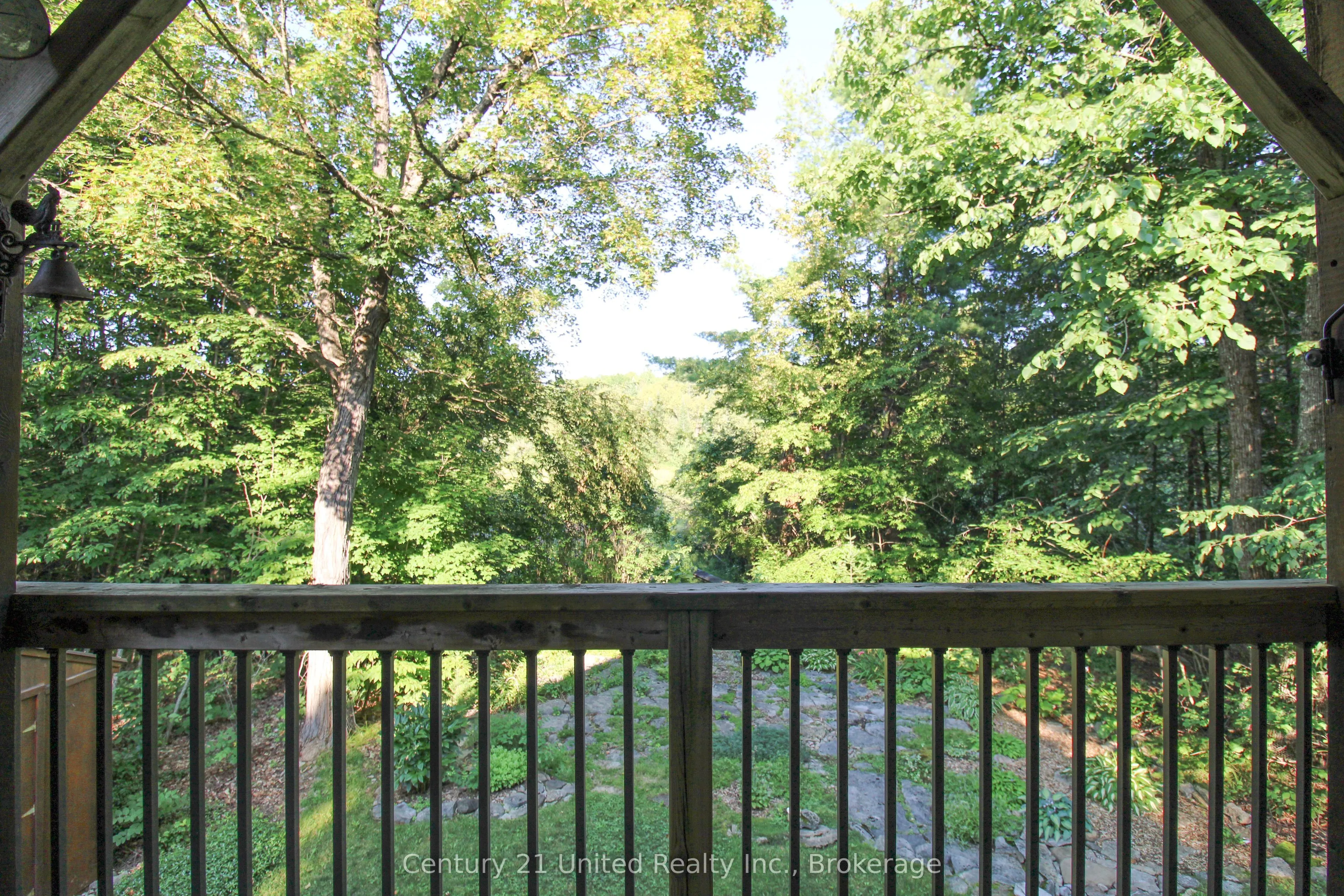 395 Sawmill Road
