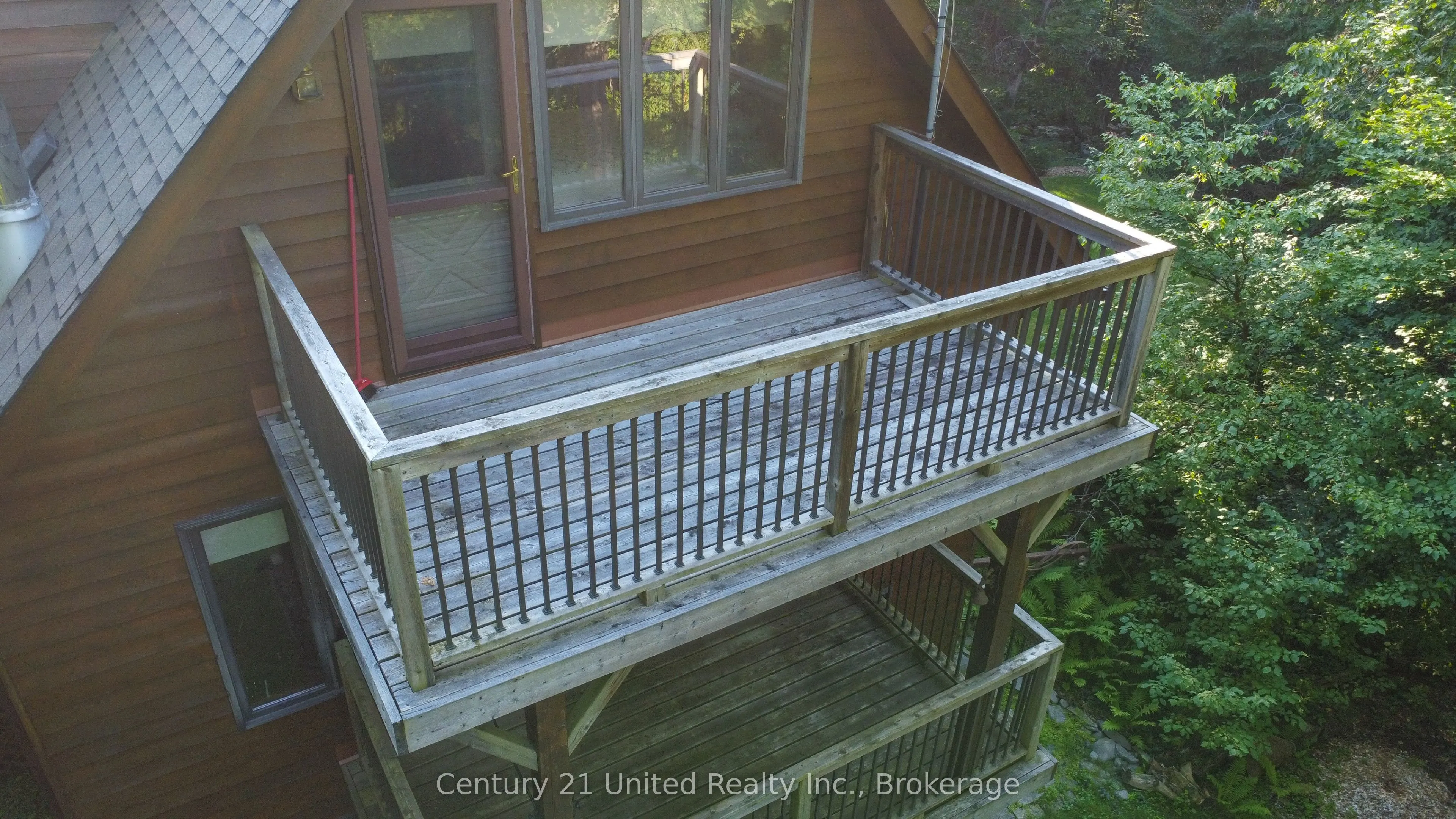 395 Sawmill Road